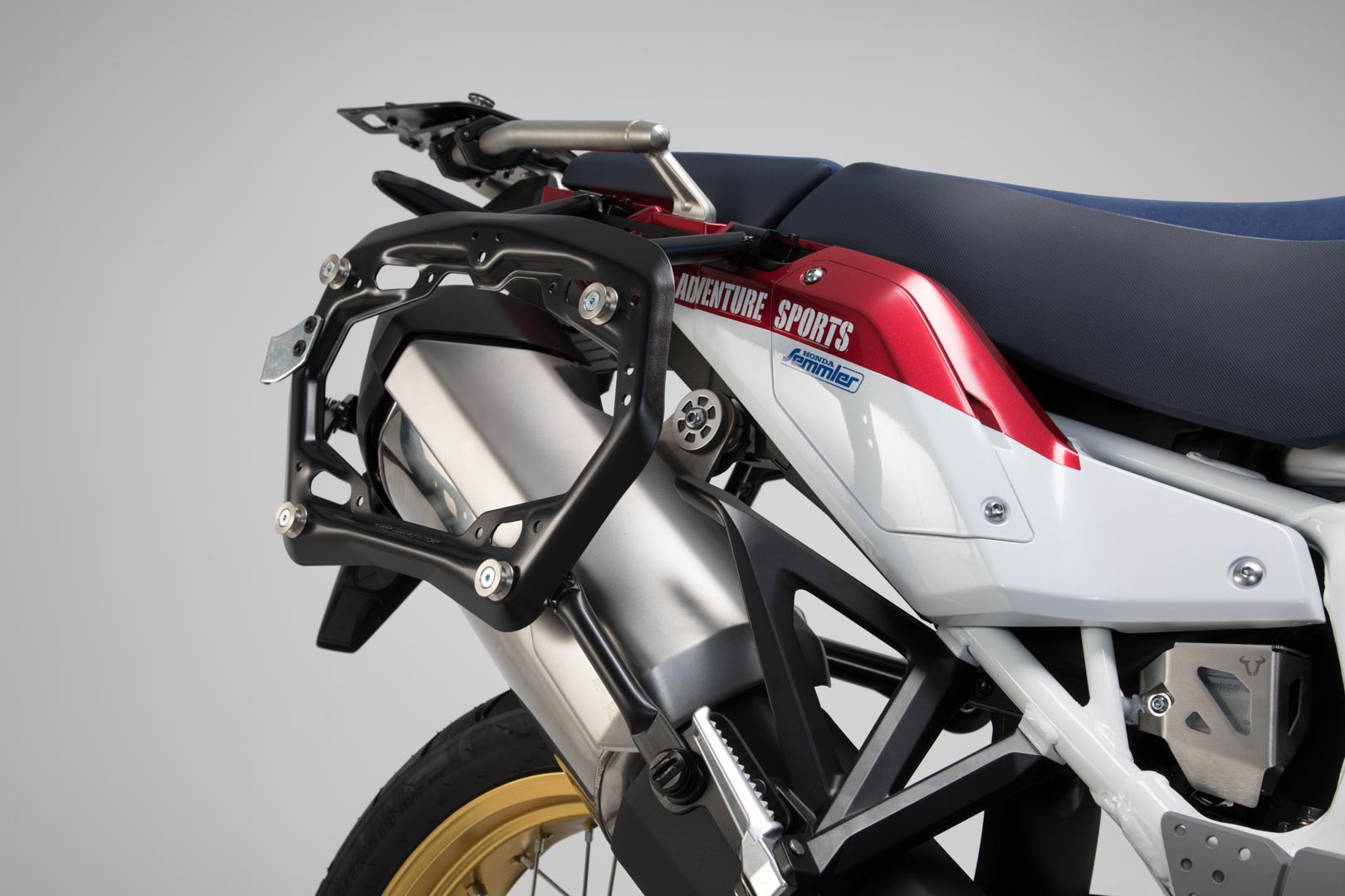 Sistem de carcasă din aluminiu SW-Motech TRAX ADV - Argintiu. 45/37 l. CRF1000L / Adv Sports (18-). Figura 3