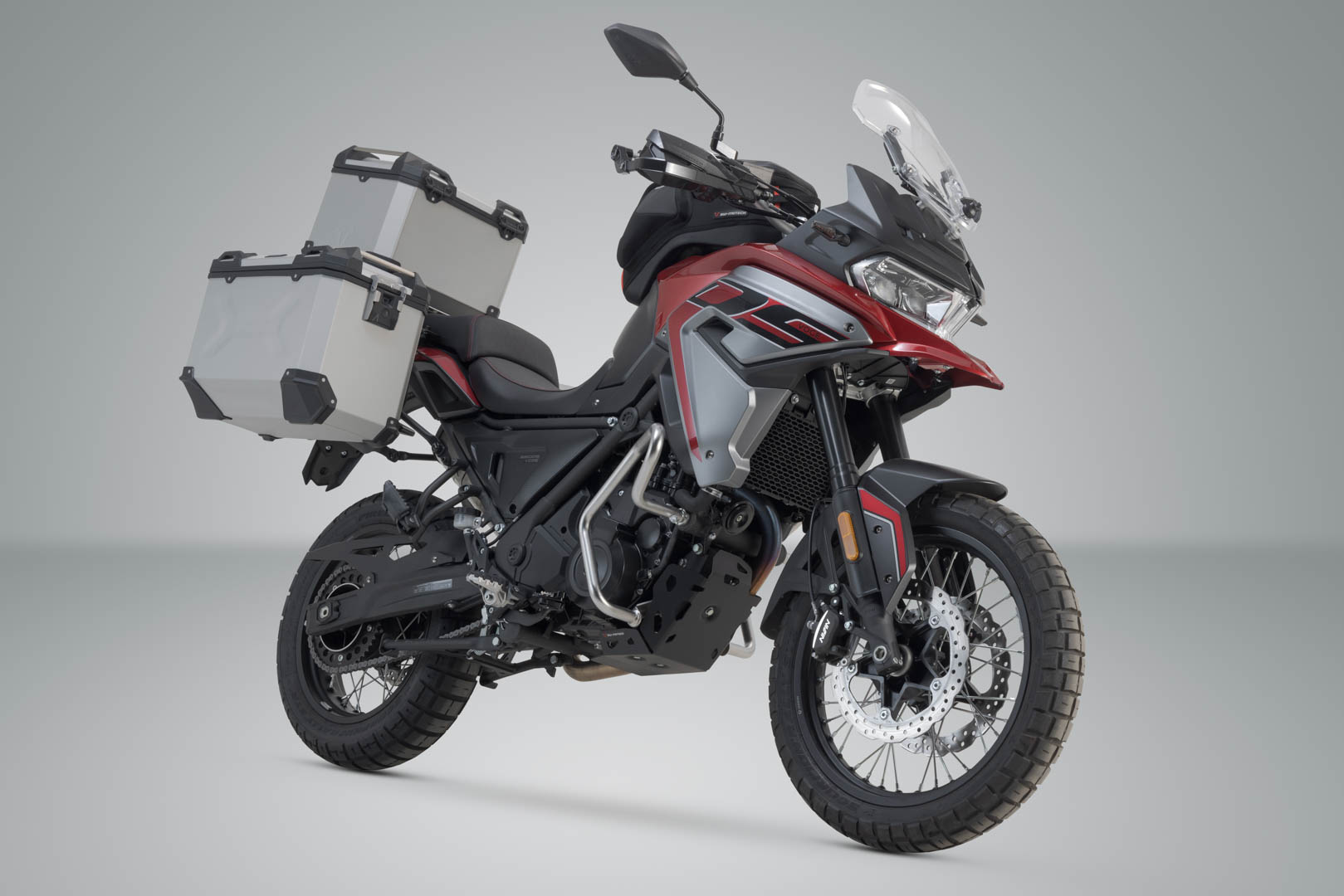 Setul de aventură SW-Motech TRAX ADV - Argint. Voge 650 DS/X (22-). Figura 2