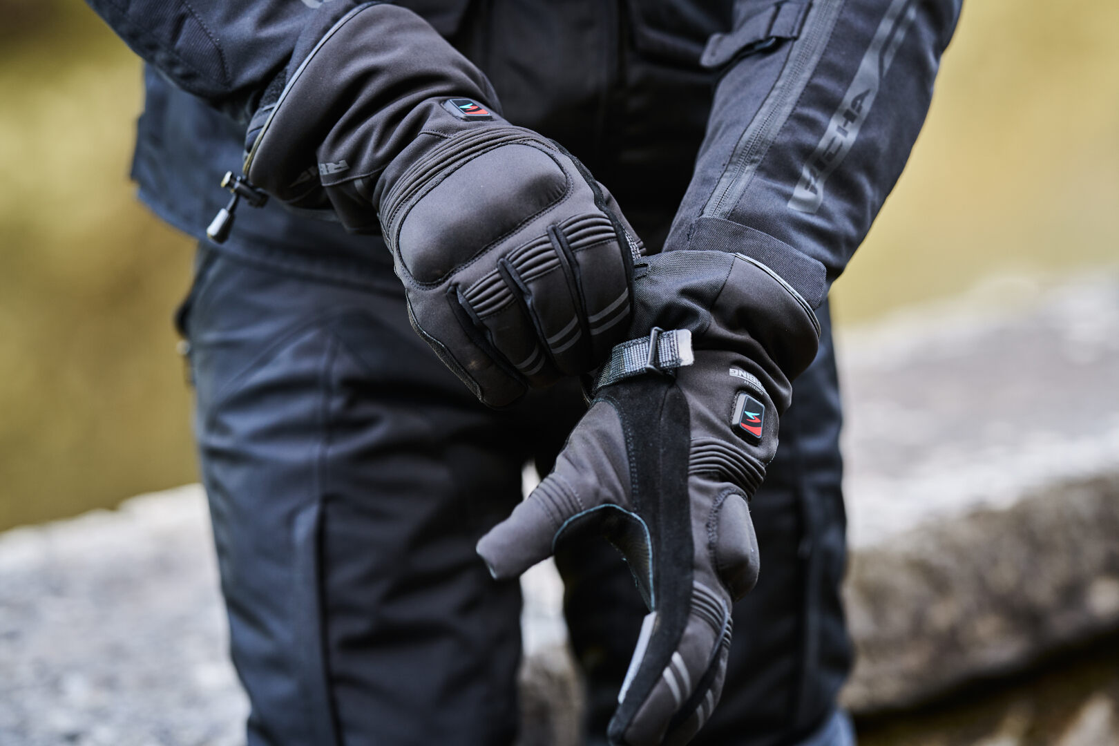 Richa Inferno 12V ensemble de gants de moto imperméables chauffants S Figure 8