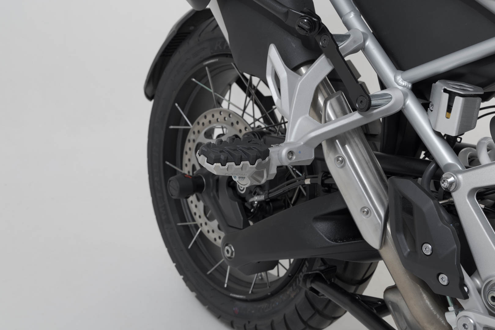 Kit de tătiere pentru pasageri SW-Motech ION - modele Triumph Tiger 1200 (22-). Figura 2