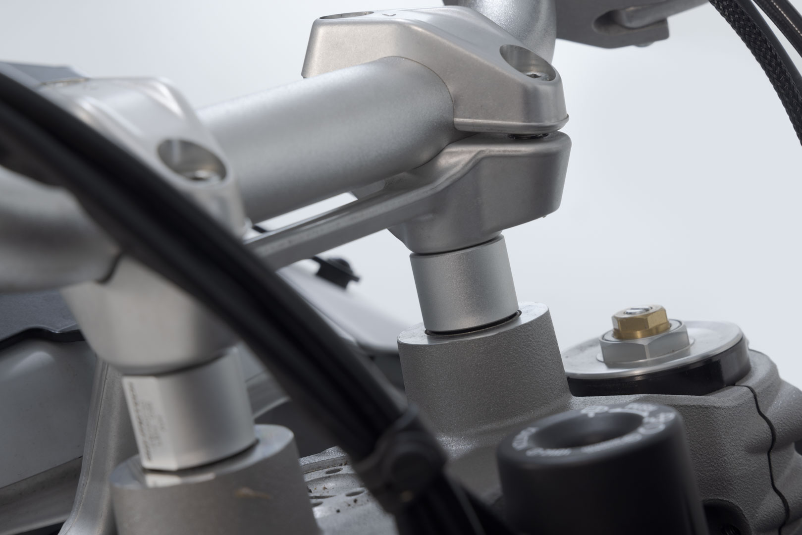 Riser de bară SW-Motech - Argintiu. Ducati DesertX (22-). Figura 2