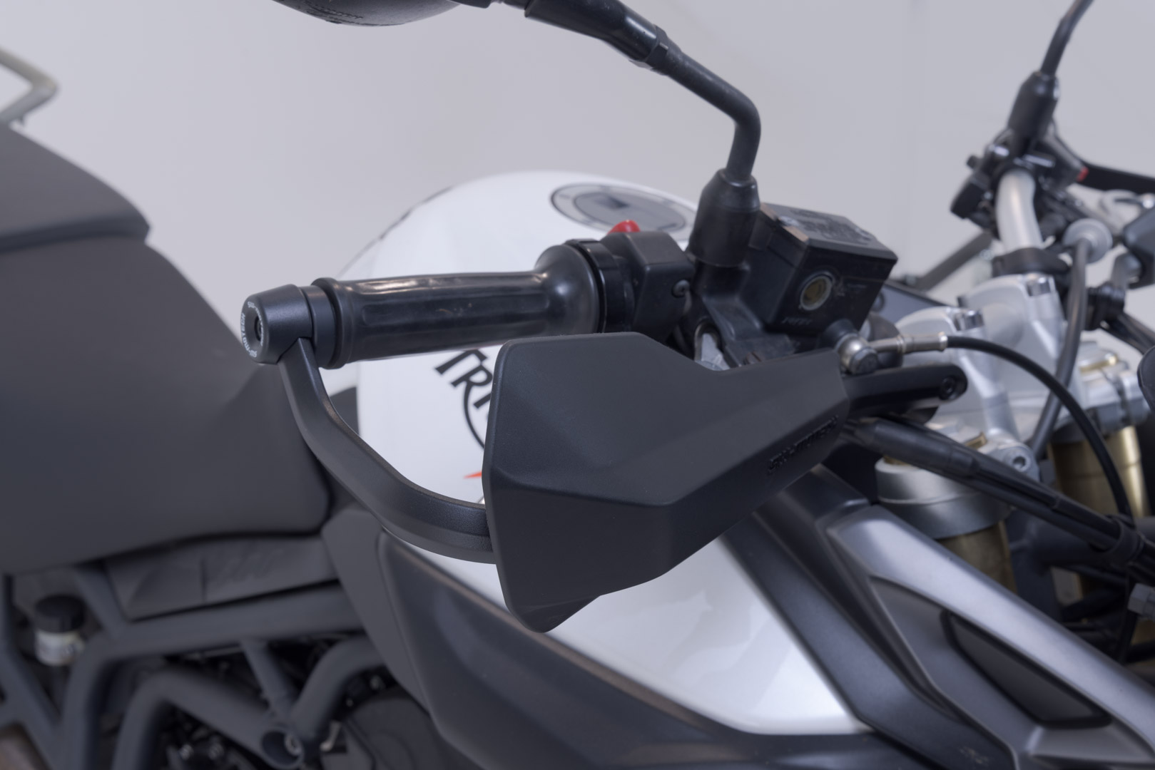 Kit SW-Motech Sport de protecție de mână - Negru. Tiger 800/XC/XR, Tiger 1200/XC/XR. Figura 4