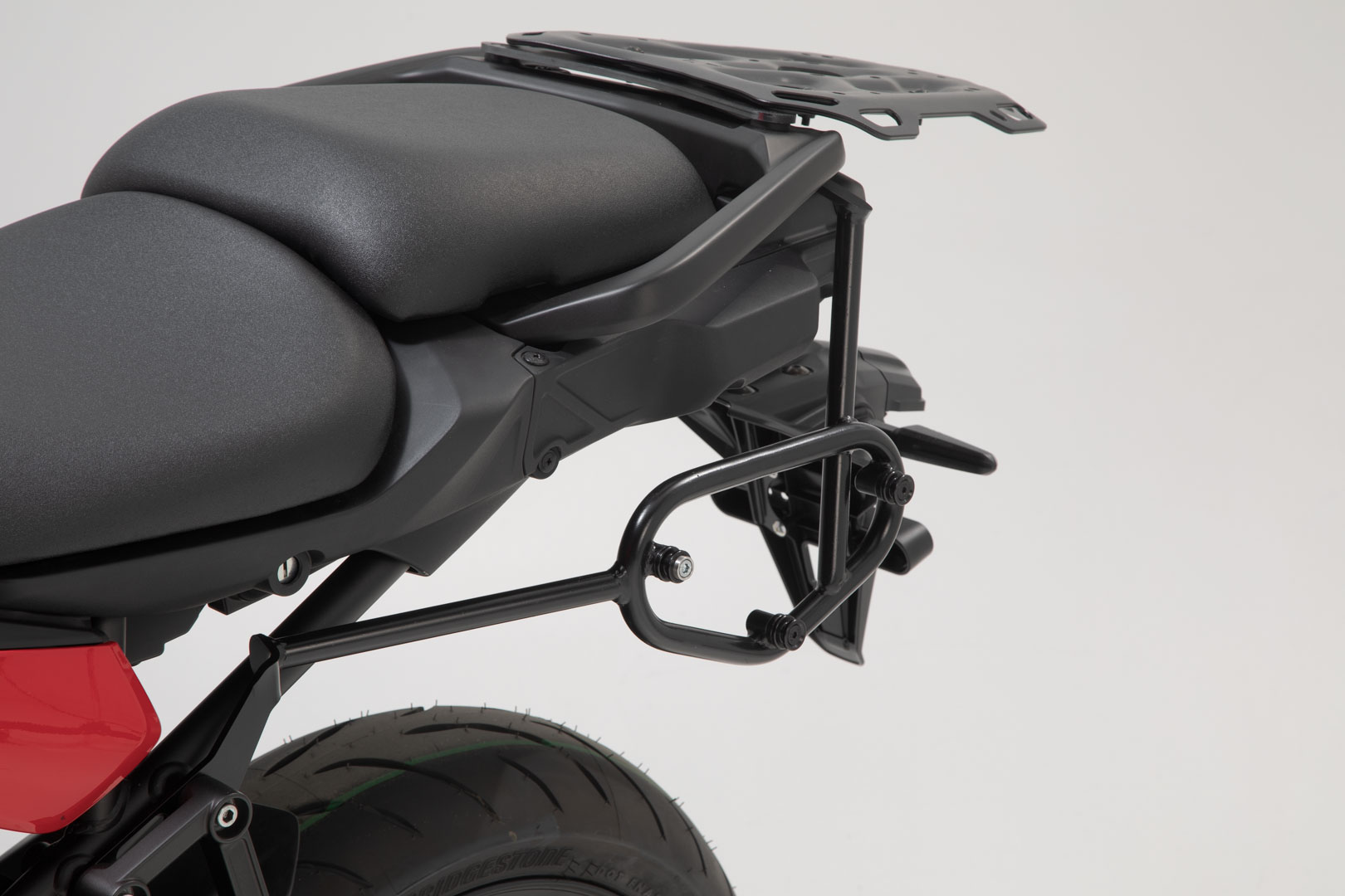 SW-Motech SLC portavion lateral stânga - Yamaha Tracer 9 / GT (20-) / GT+ (22-). Figura 4