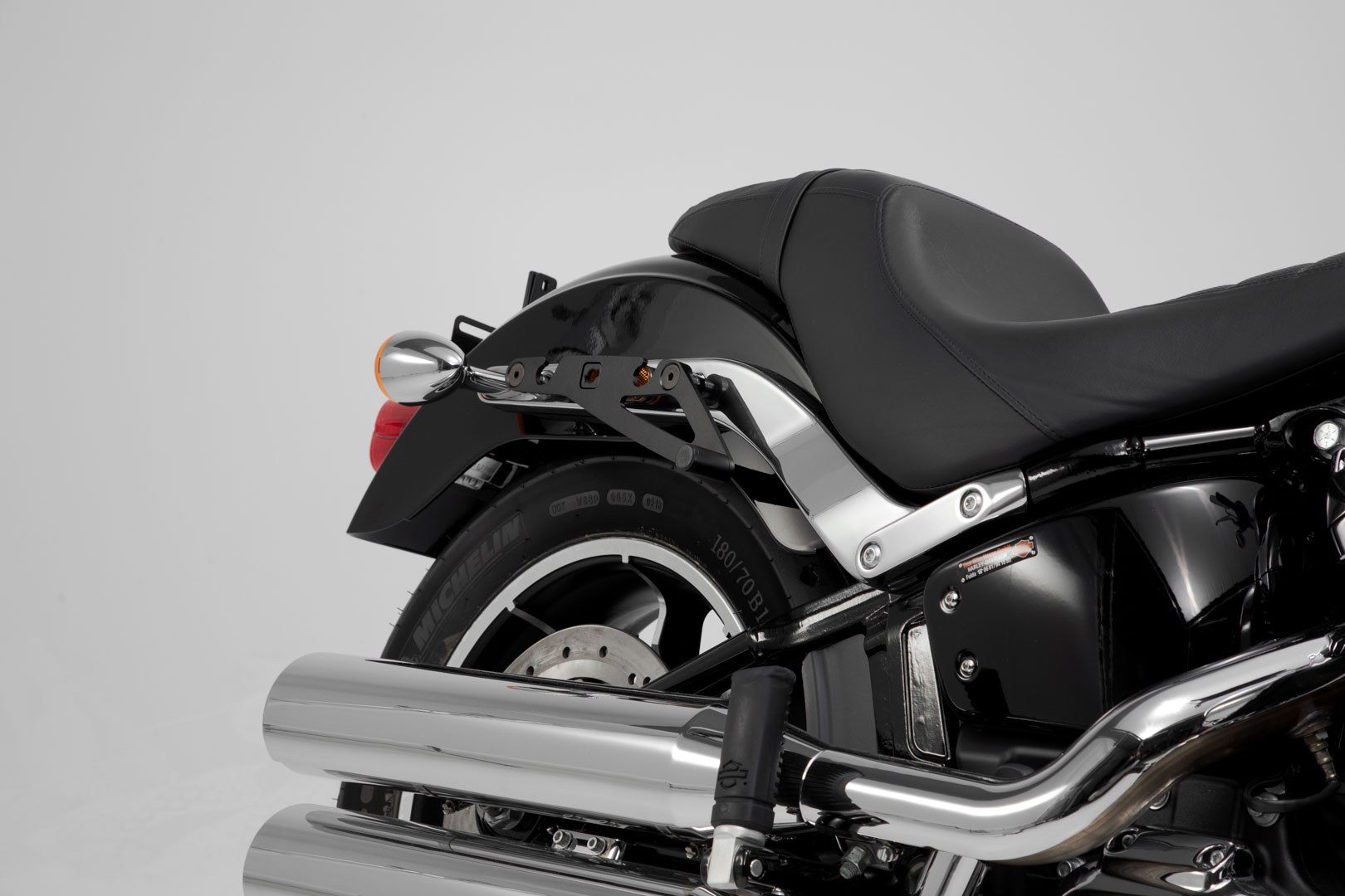 Sistem de genți laterale SW-Motech Legend Gear LH1/LH1 - 2x 19.5 l. Softail Low Rider / S (17-). Figura 4