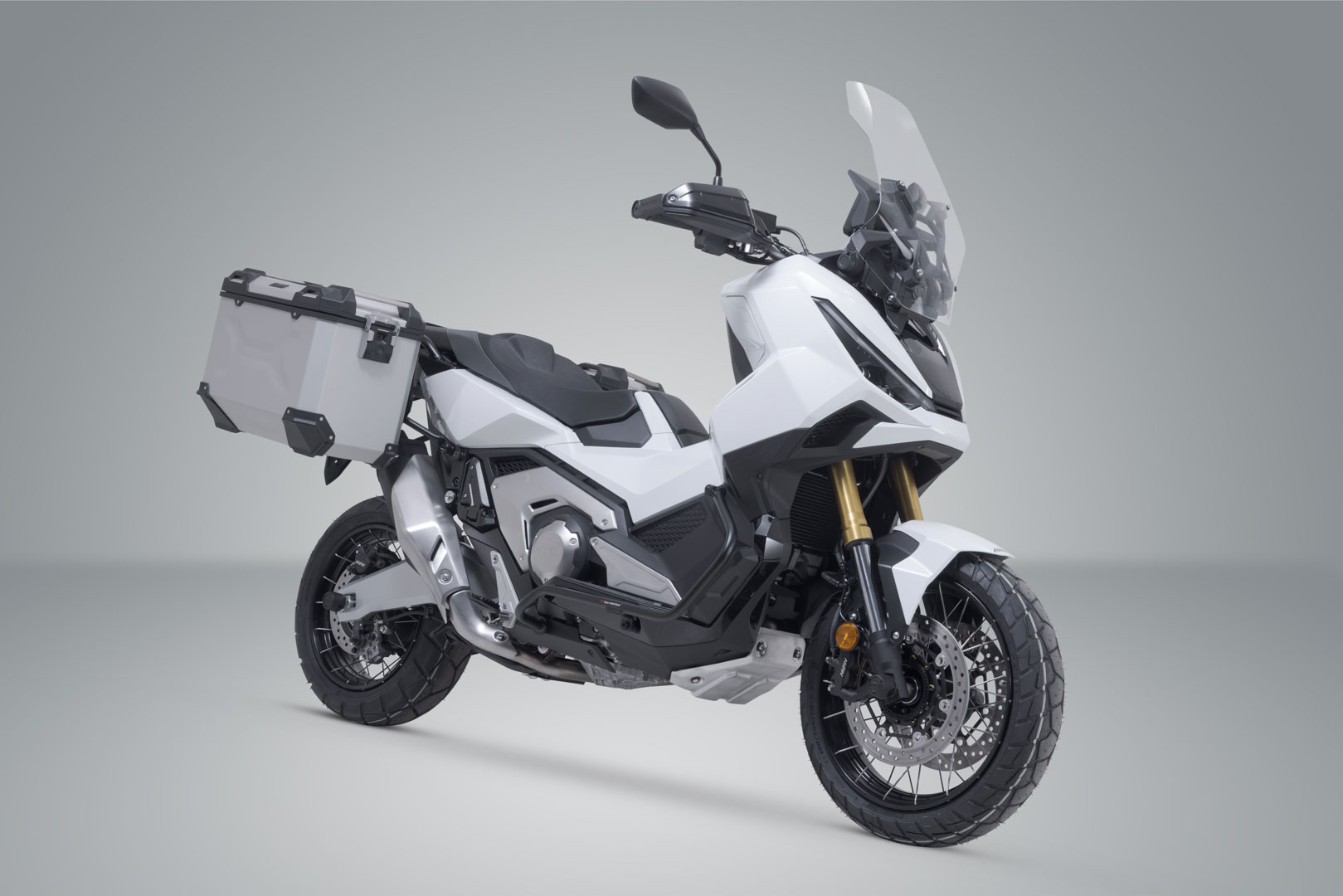 Sistem de carcasă din aluminiu SW-Motech TRAX ADV - Argintiu. 45/45 l. Honda X-ADV (24-). Figura 2