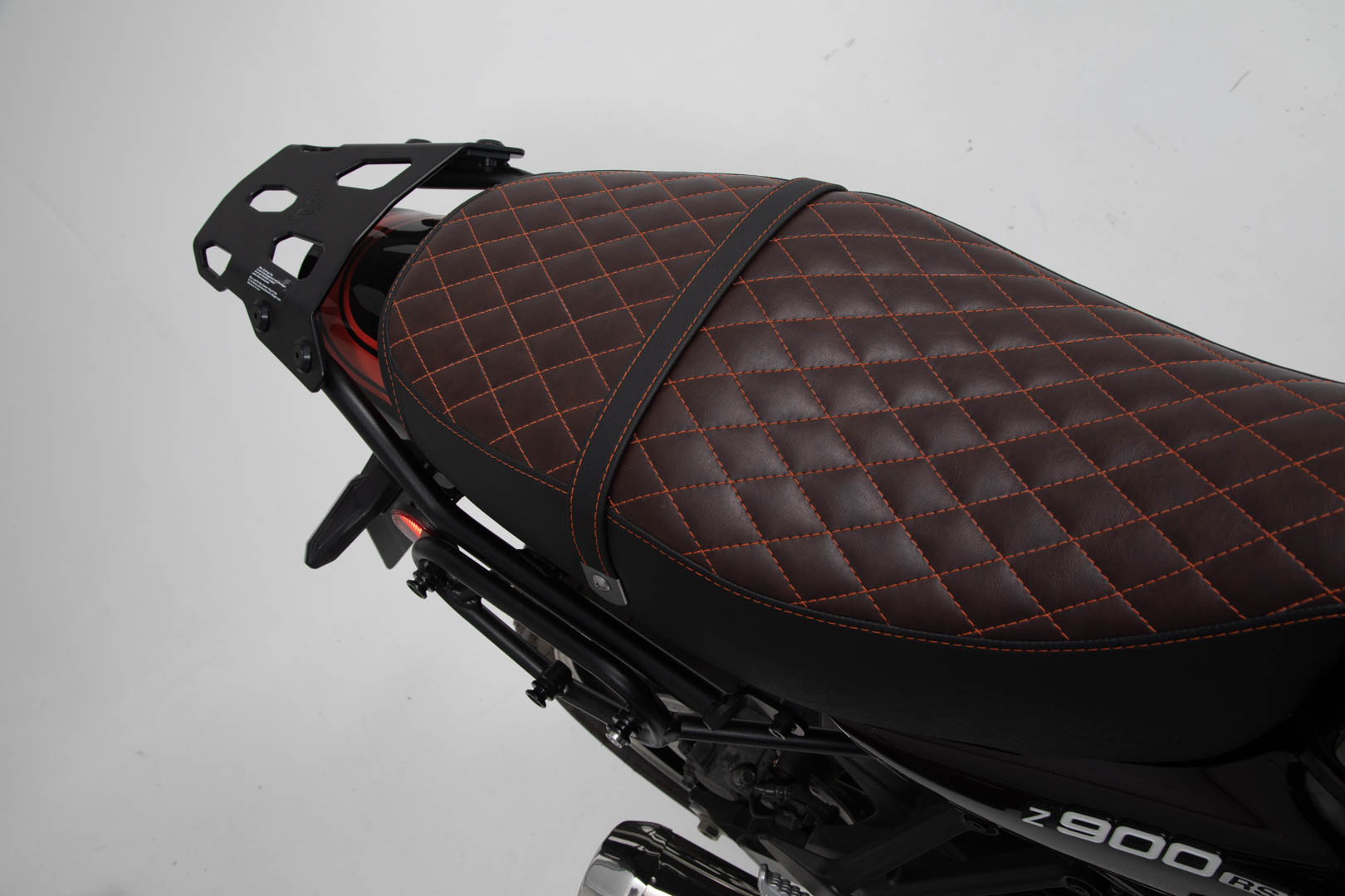 SW-Motech Legend Gear sac lateral LC - Kawasaki Z900RS SE (21-). Figura 5