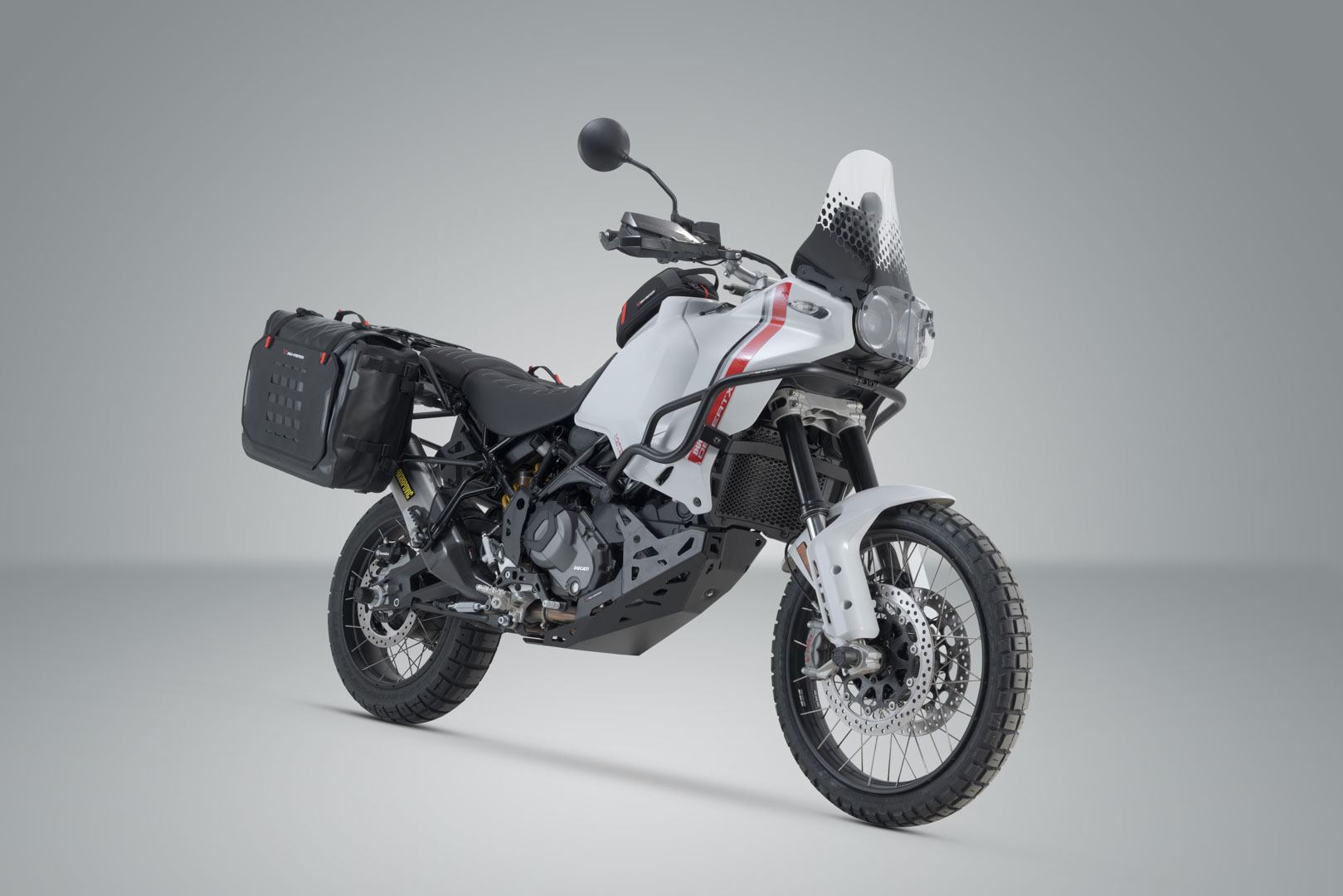 SW-Motech SysBag WP L/L bag system model SUA - Ducati DesertX (22-) / Rally (23-). Figura 2