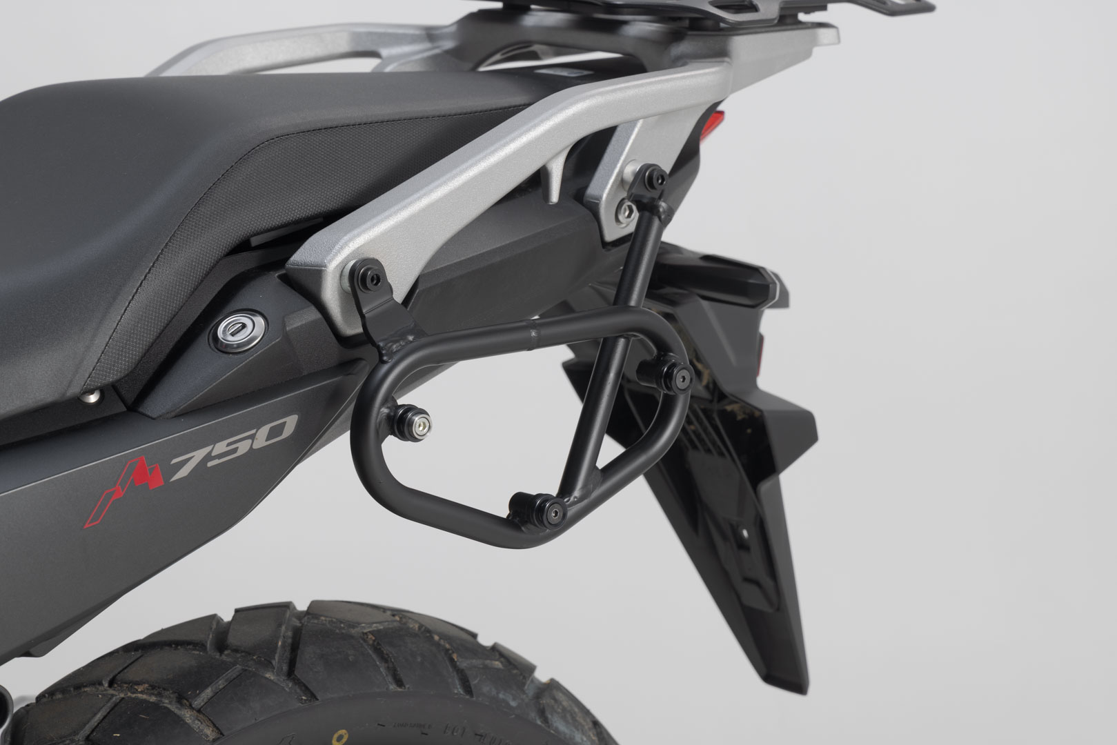 Transportor SW-Motech SLC pe partea stângă - Honda XL750 Transalp (22-). Figura 4
