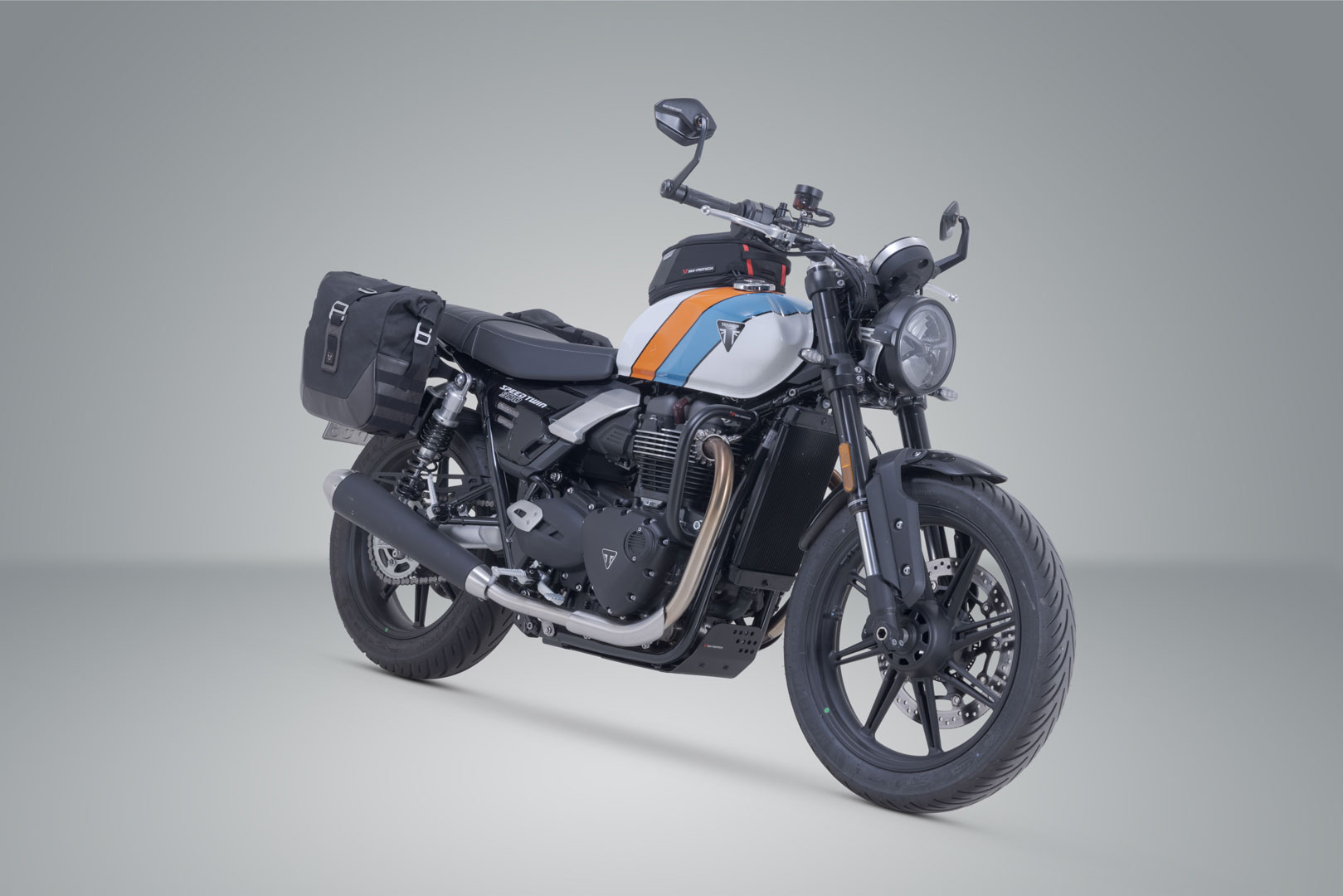 Sistem de geantă laterală SW-Motech Legend Gear LC - Triumph Speed Twin 900 (24-). Figura 2