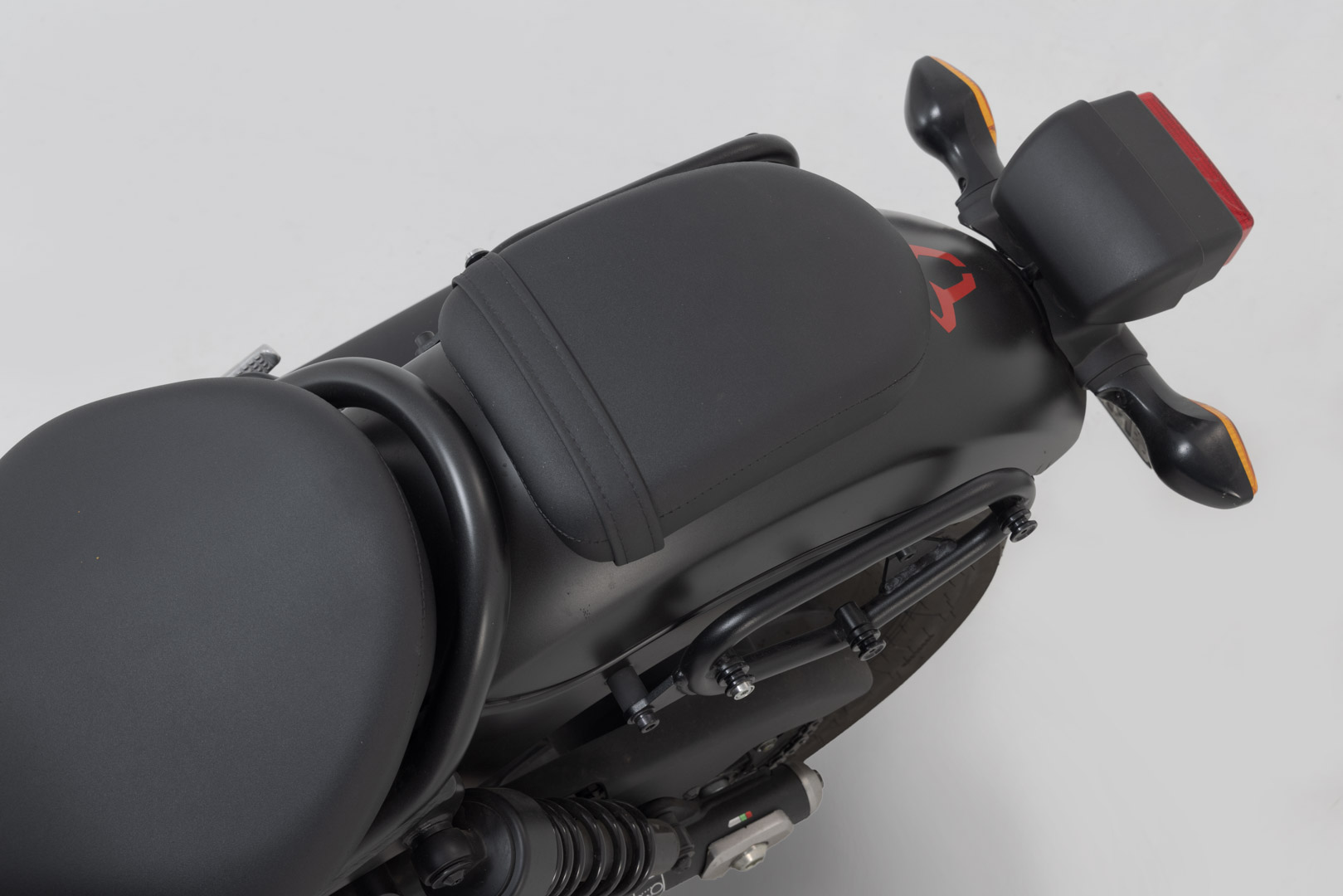 SW-Motech SLC portavion lateral stânga - Honda CMX500 Rebel (16-). Figura 5