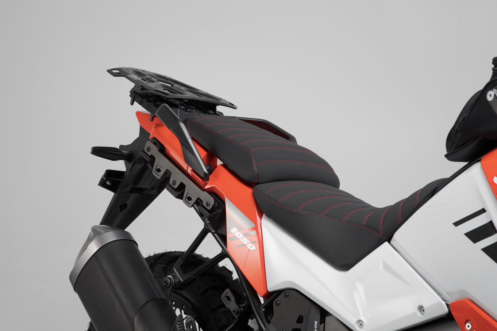Portavion lateral SW-Motech PRO - Negru. Suzuki V-Strom 1050 (19-). Figura 5