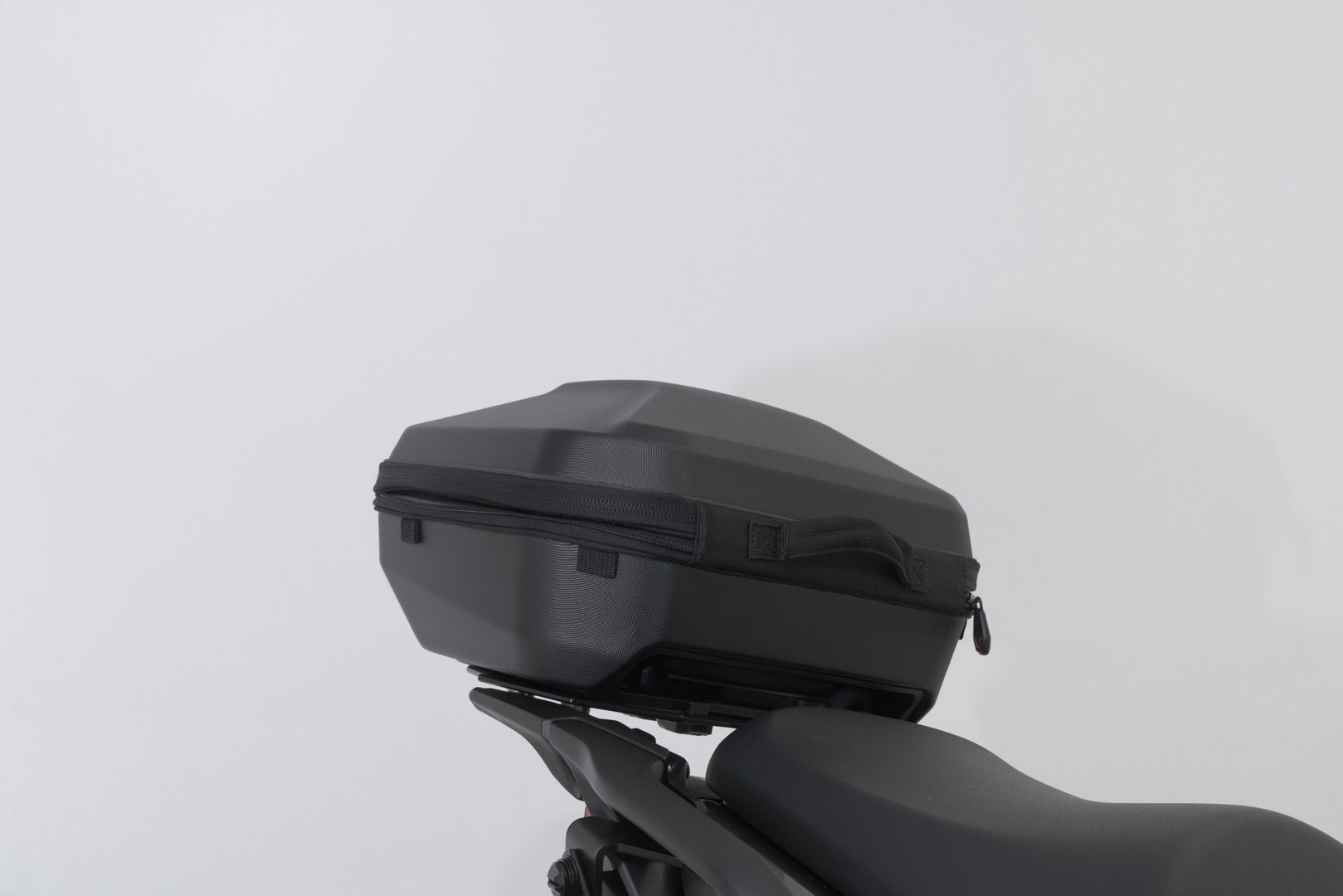 SW-Motech STREET-RACK - Negru. Kawasaki Versys 1000 (11-) / 1100 (24-). Figura 5