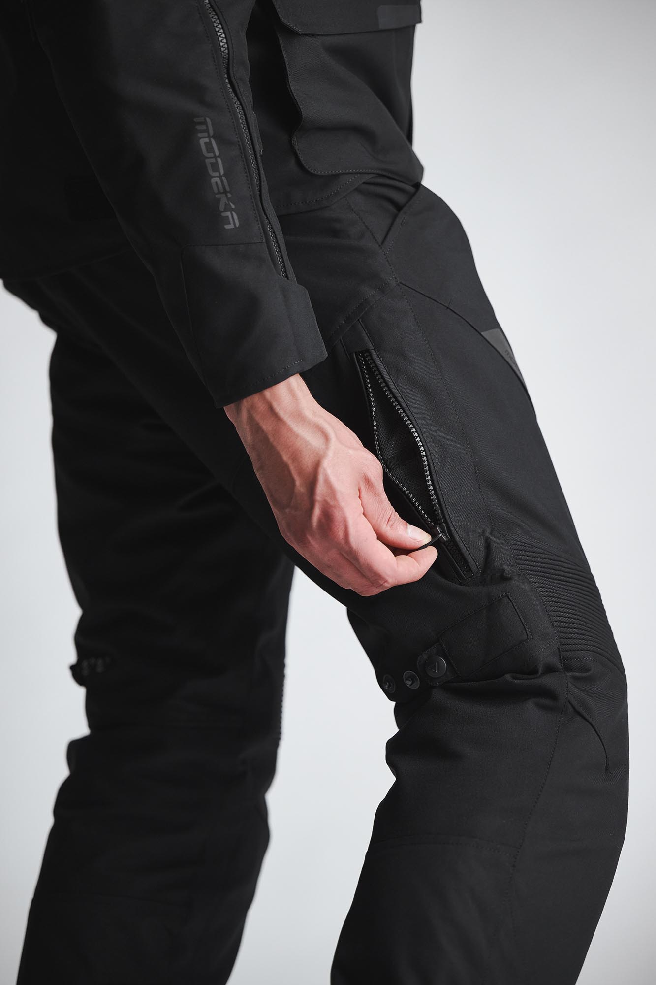 Modeka Aeris II waterproof Motorcycle Textile Pants Short 3XL Figure 3