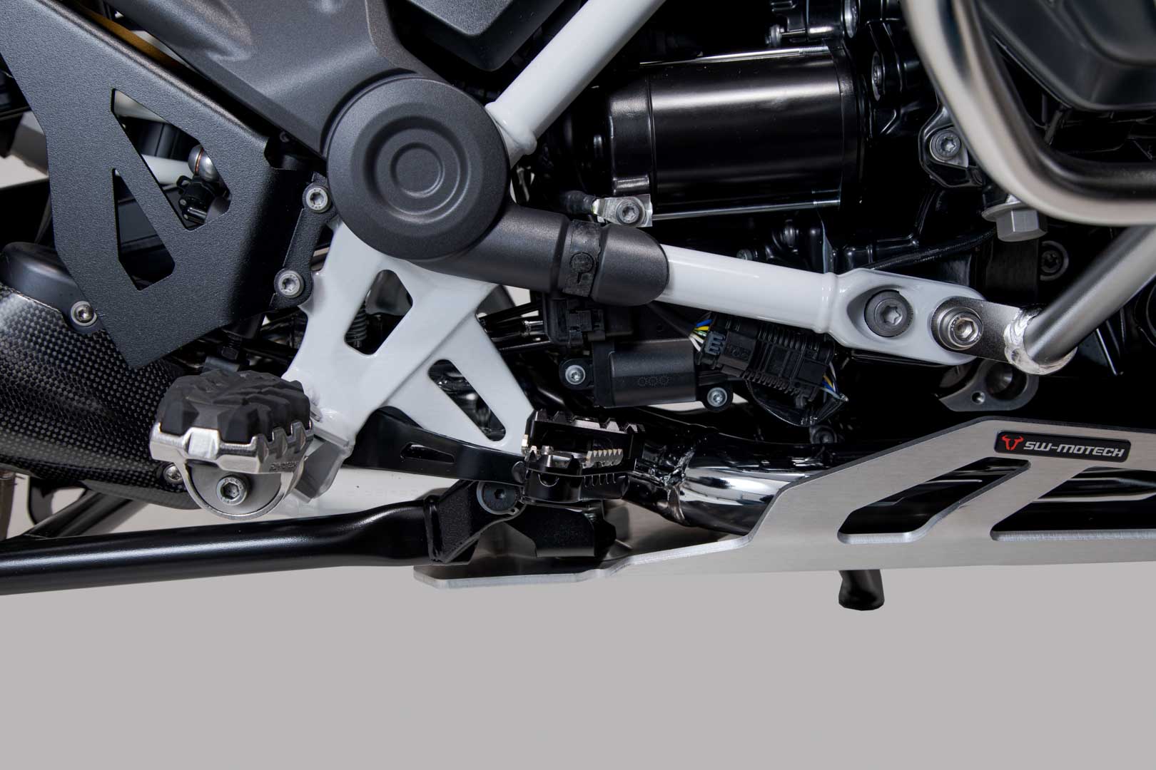Extensie SW-Motech pentru pedala de frână - Neagră. BMW R1200GS (12-18), R1250GS (18-). Figura 3