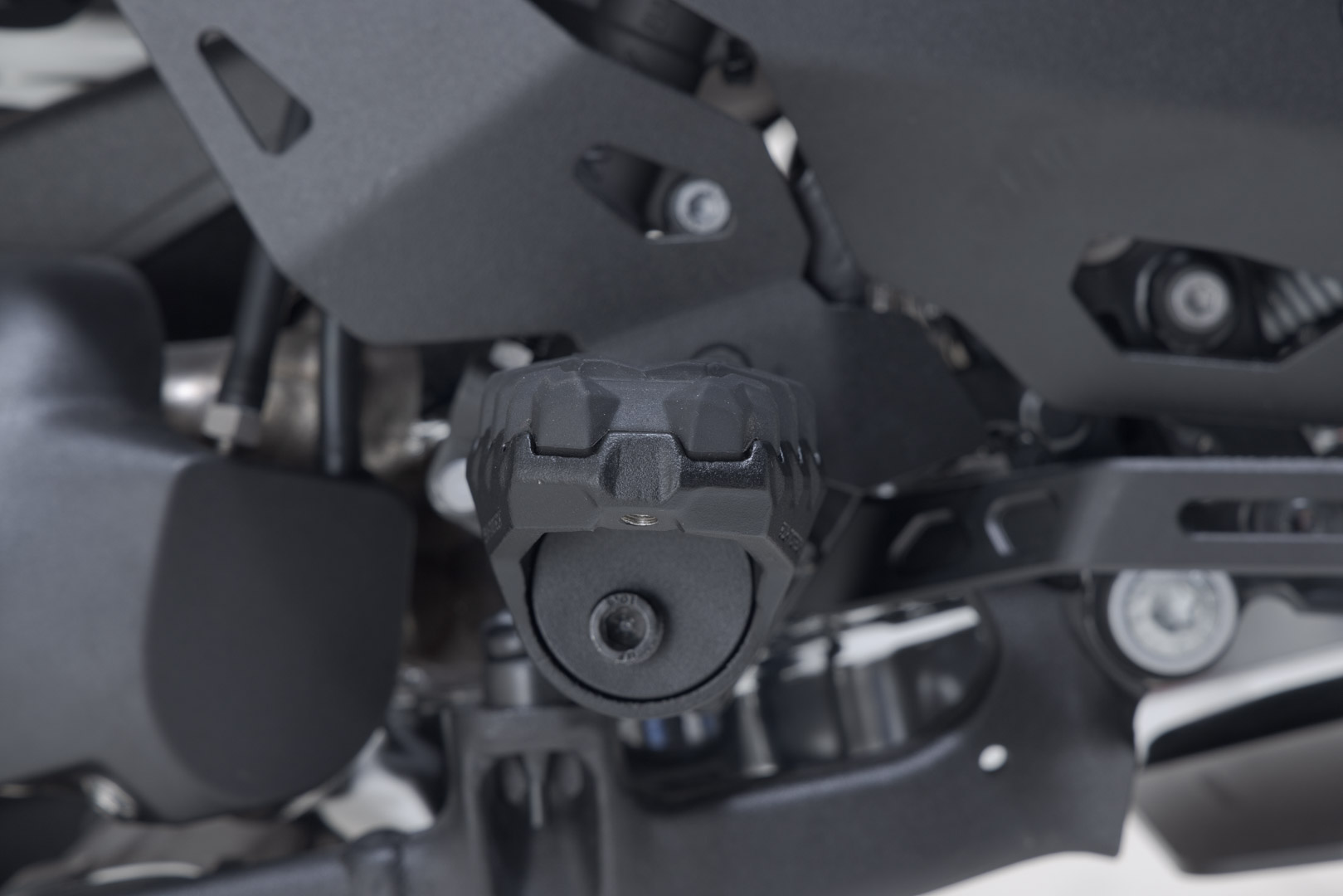 Kit de sprijin SW-Motech EVO - Negru. Modele Honda / Suzuki / KTM. Figura 5