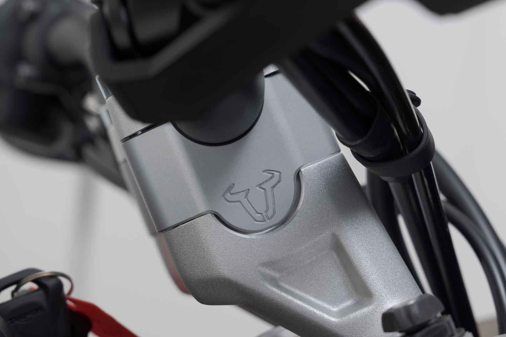 Ridicător de bară SW-Motech - H=30 mm. Argintiu. Triumph Tiger 900 GT/Rally Pro. Figura 2