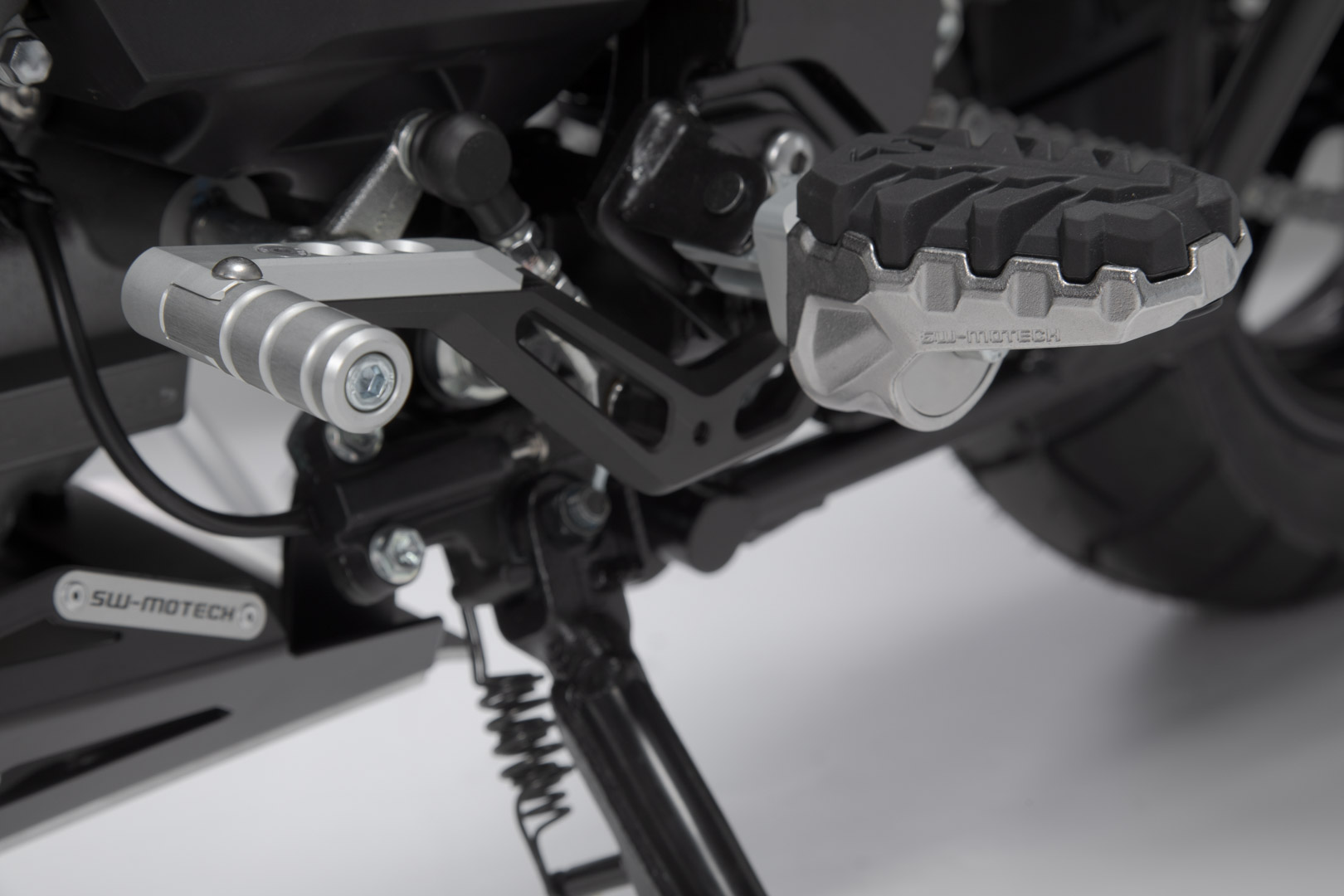 Manetă SW-Motech - Suzuki DL650 (11-) / V-Strom 650 XT (15-). Figura 2