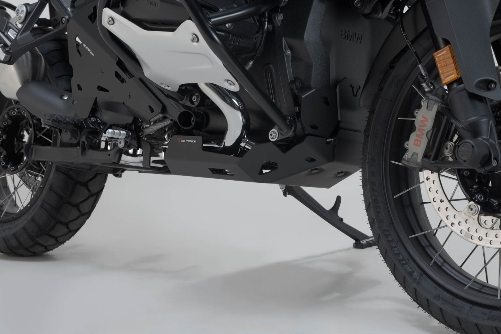 Setul SW-Motech Adventure Protecție - BMW R 1300 GS Adventure (24-). Figura 3