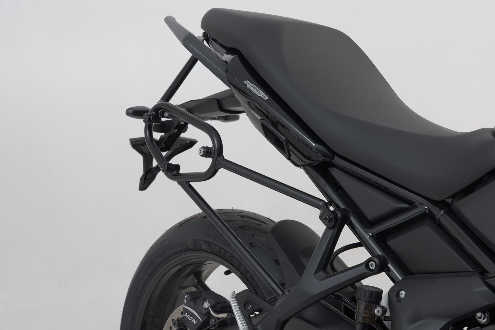 SW-Motech URBAN ABS side case system - 2x 16,5 l. Triumph Tiger 660 (21-25). Figure 4