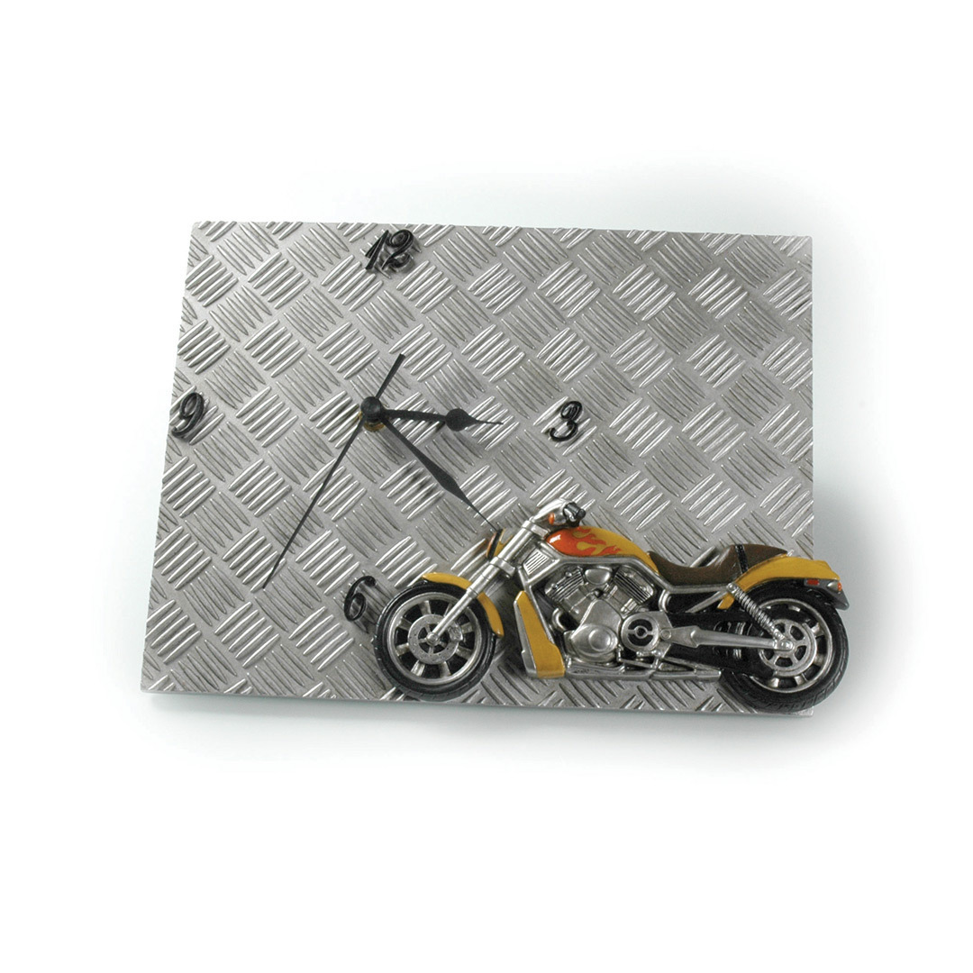 Booster Wall Clock Metal (30,5 x 5 x 23,5 cm) Ceas de perete metalic (30,5 x 5 x 23,5 cm) Figura 1