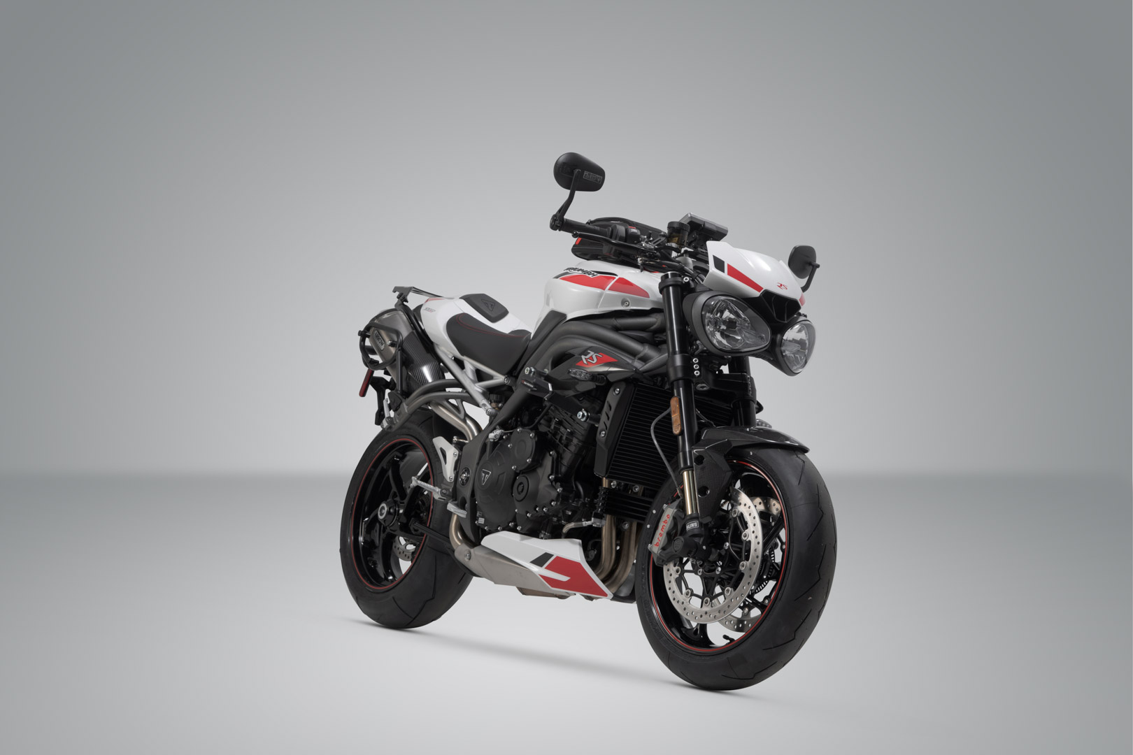 Setul portavion lateral SW-Motech SLC - Triumph Speed Triple 1050 (18-). Figura 2