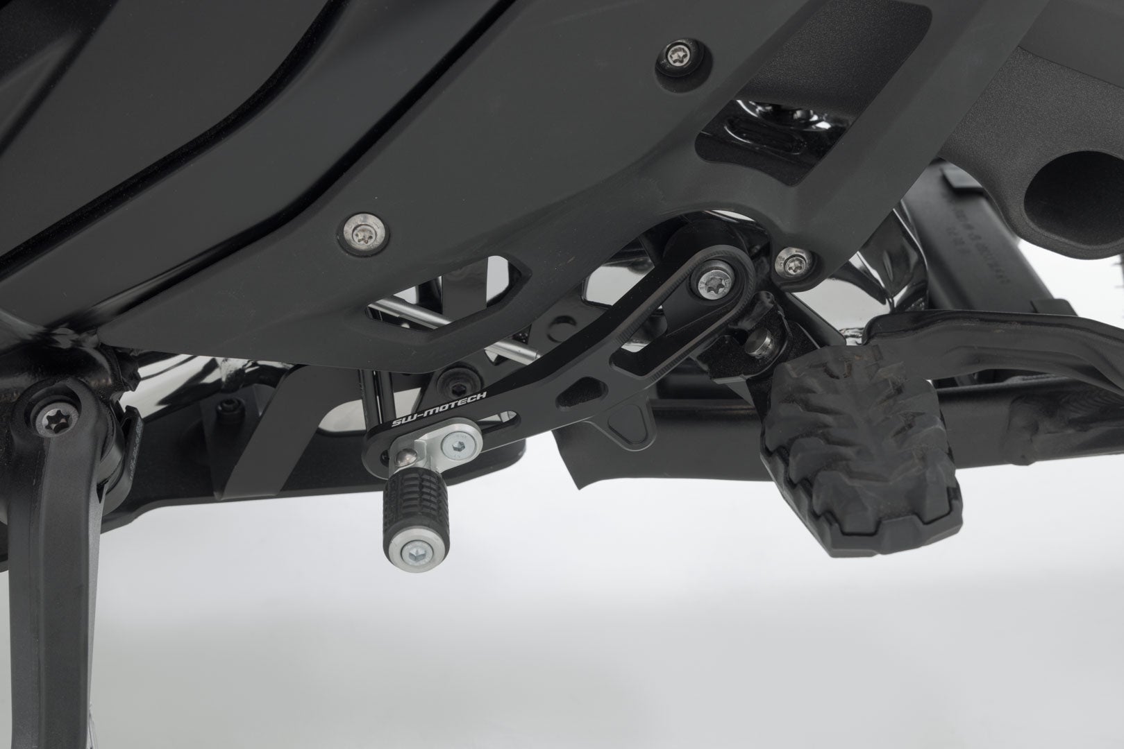 SW-Motech Schalthebel - BMW R 1300 GS (23-)/Adv. (24-), R 1300 R/RS (25-). Abbildung 5