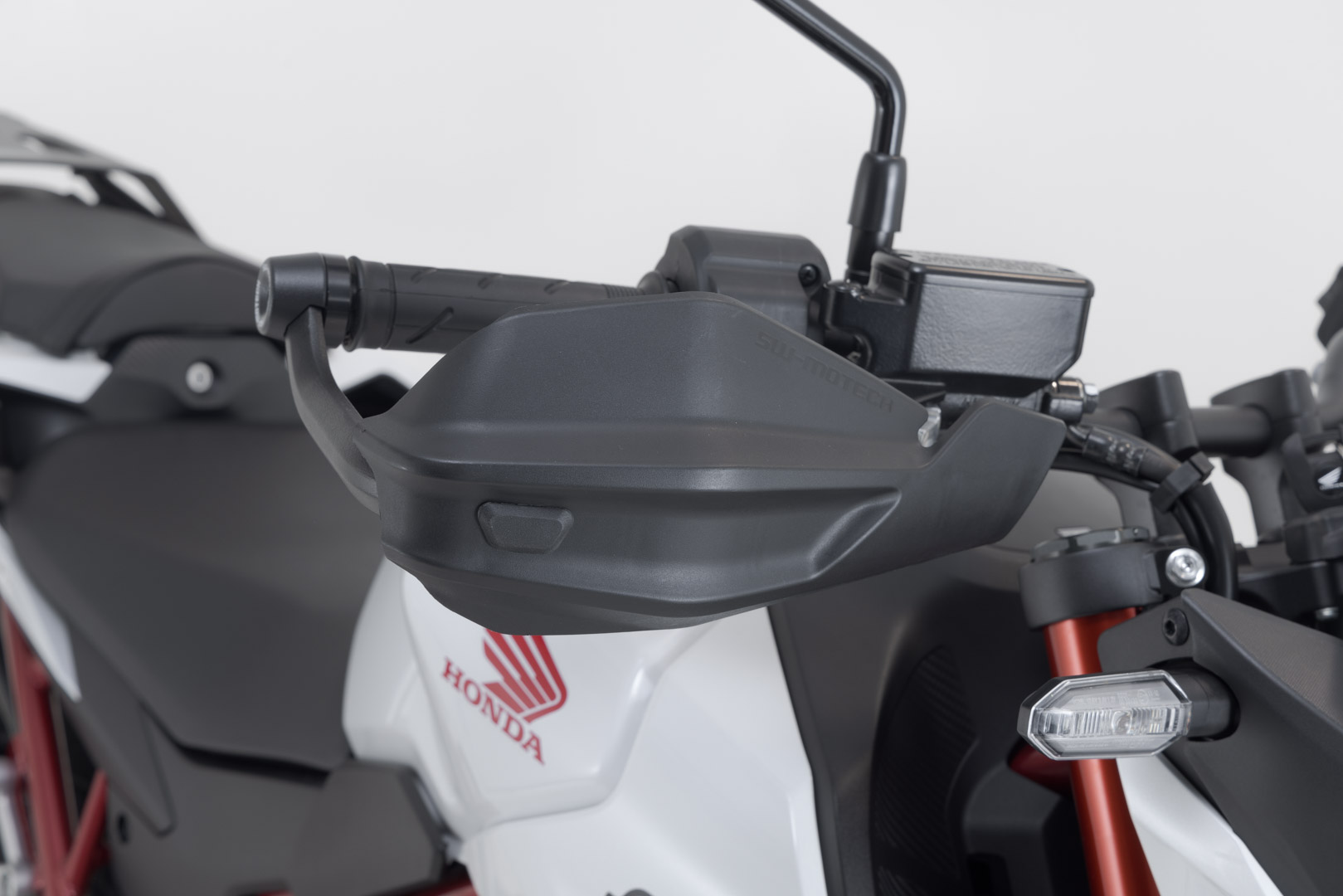 Kit de protecție SW-Motech Adventure - Negru. Honda CB750 Hornet (22-). Figura 4