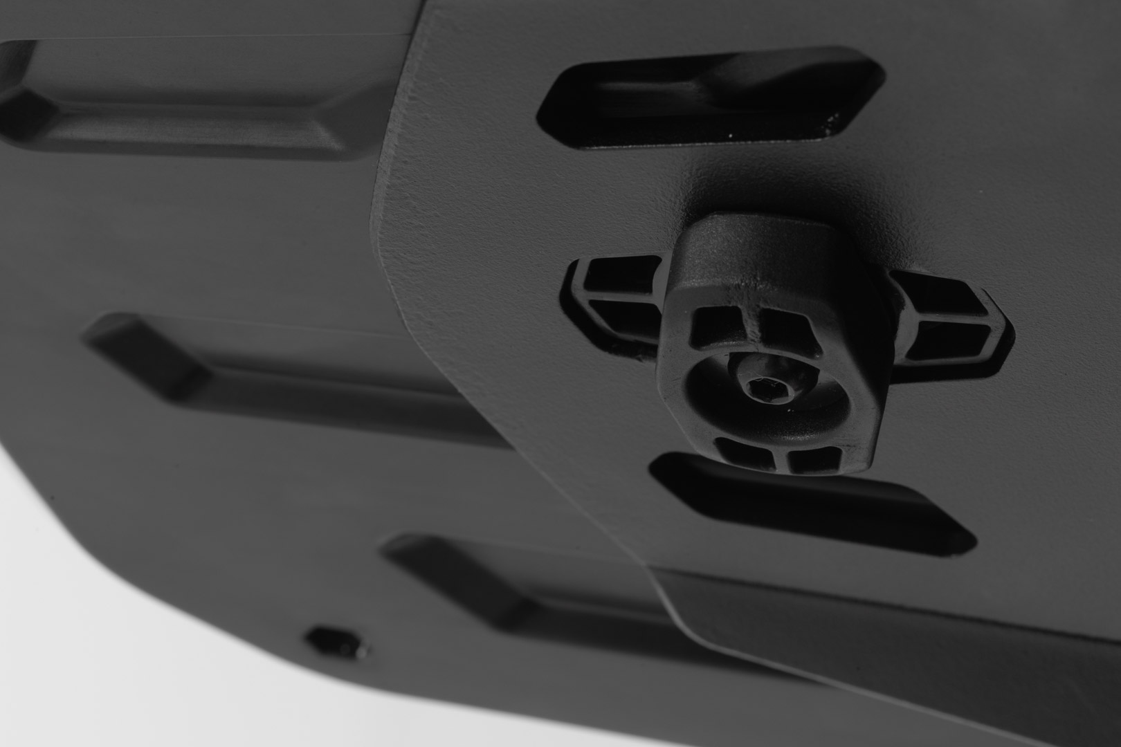Side view of SW-Motech URBAN ABS topcase system - Black. Triumph Speed Triple 1050 S / RS (18-).