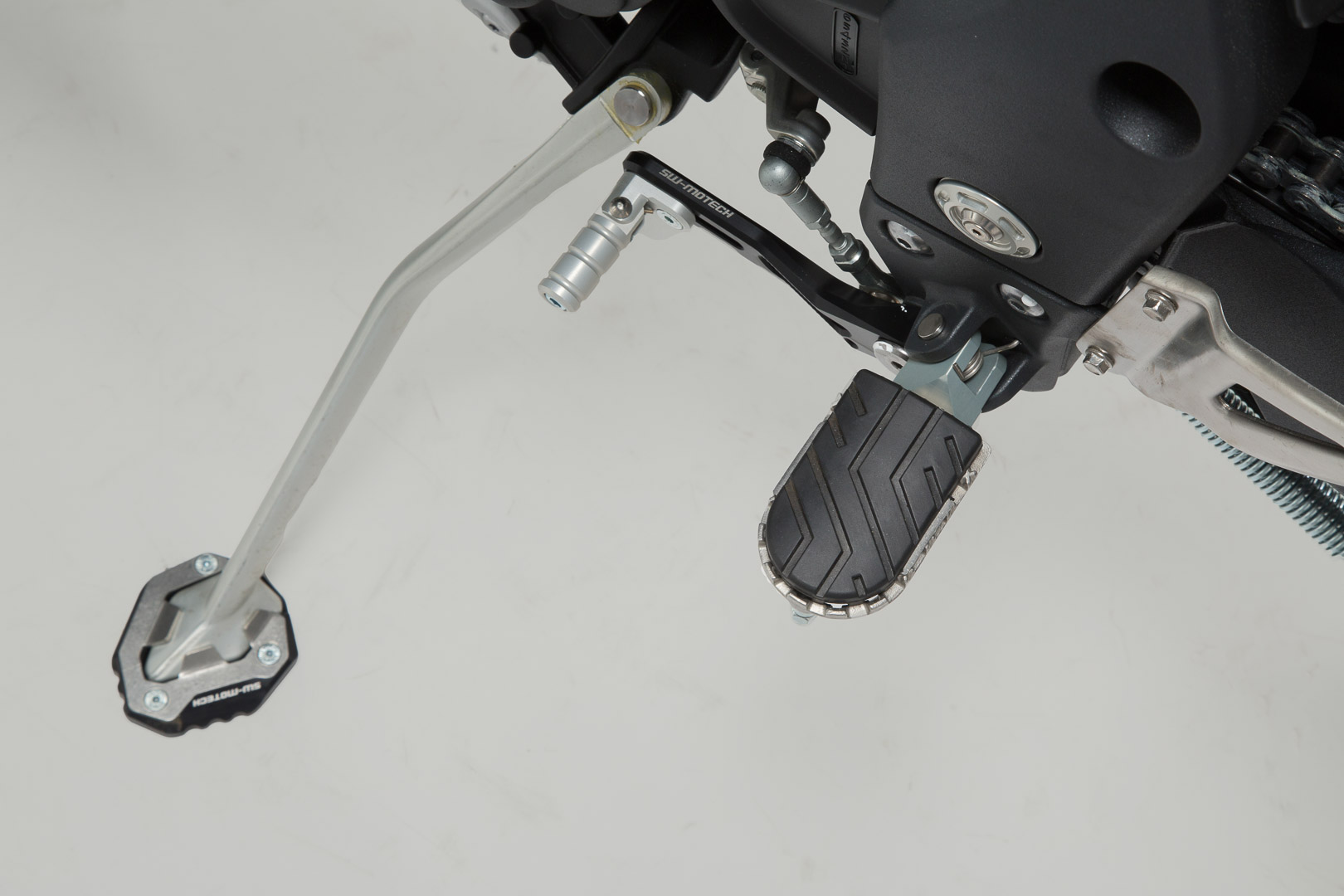 SW-Motech ION fotstödssats - Triumph Tiger 1050, BMW-modeller. Figur 2