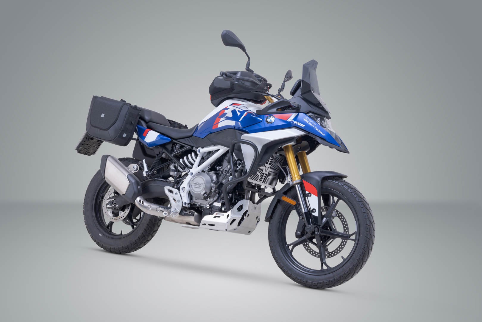 SW-Motech Legend Gear Side Bag rendszer V-LOC - 16/11 l. BMW F 450 GS (25-). 2. ábra