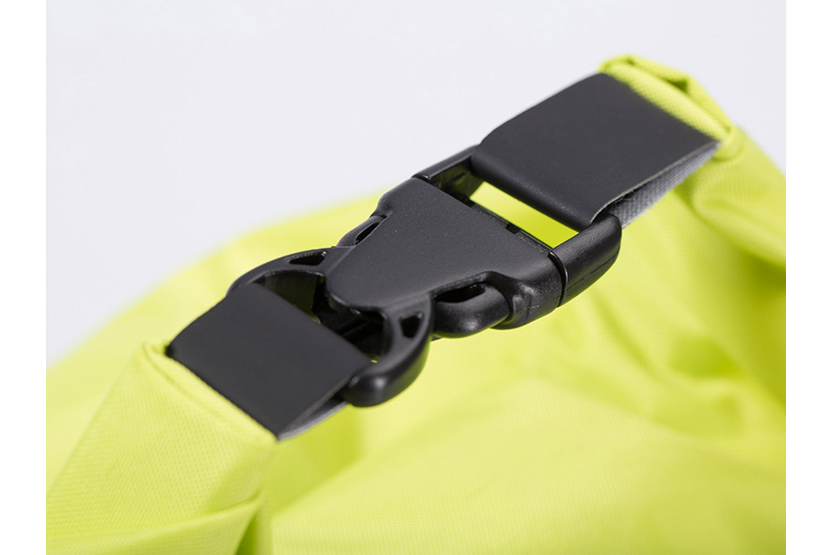 SW-Motech Drypack förvaringspåse - 20 l. Gul. Vattentät. Figur 2