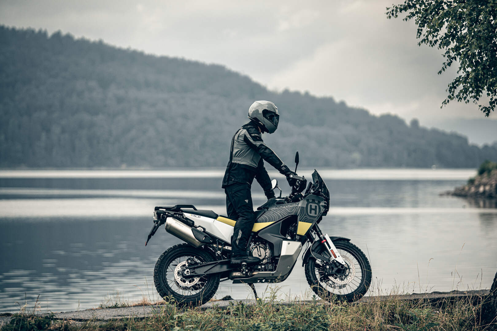 Modeka Hydron waterproof Motorcycle Textile Pants Short 3XL Figure 5