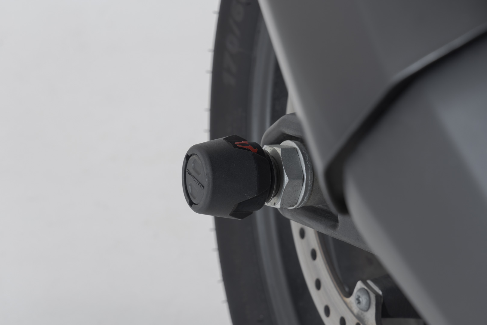 Set SW-Motech Slider pentru puntea spate - Negru. Harley Davidson Pan America (21-). Figura 5