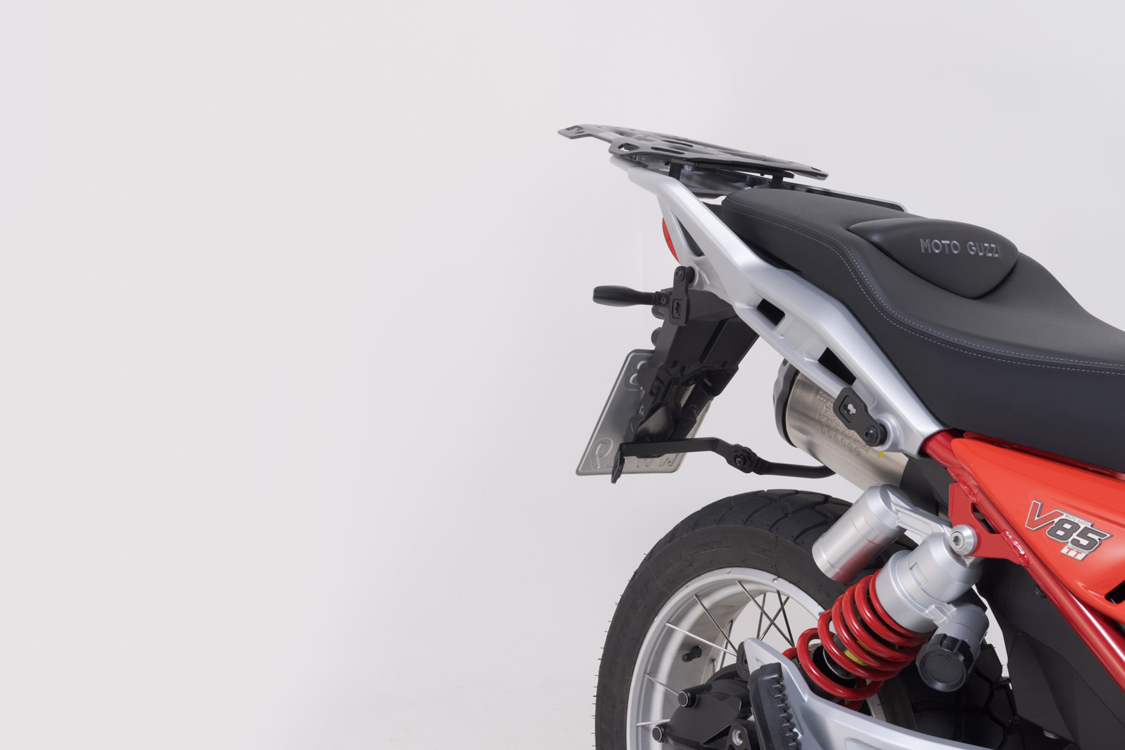 Portavion lateral SW-Motech PRO - Negru. Moto Guzzi V85 TT / Strada (24-). Figura 5
