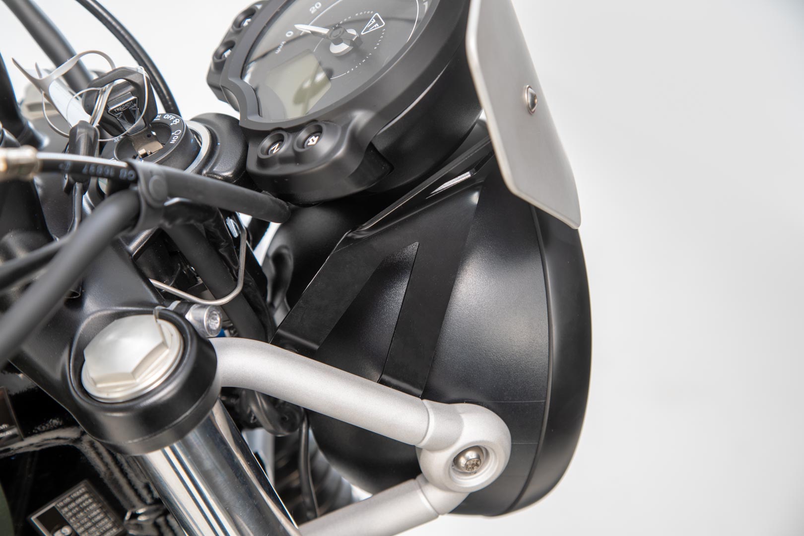 Parbrizul SW-Motech - Argintiu. Triumph Street Scrambler 900 (16-). Figura 4