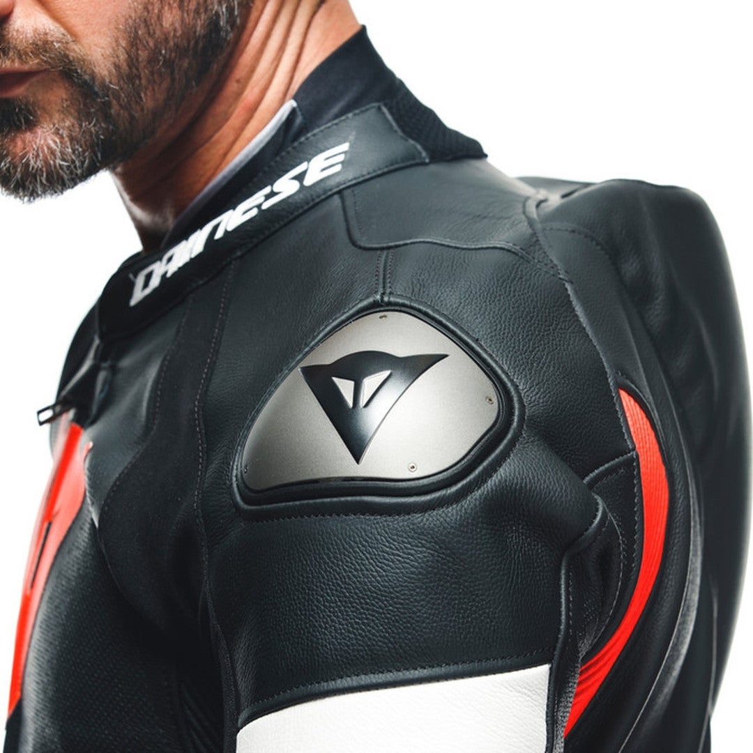 Dainese Tosa One Pece Perforated Motorcycle Leather Suit black/red/white 52 Figure 12