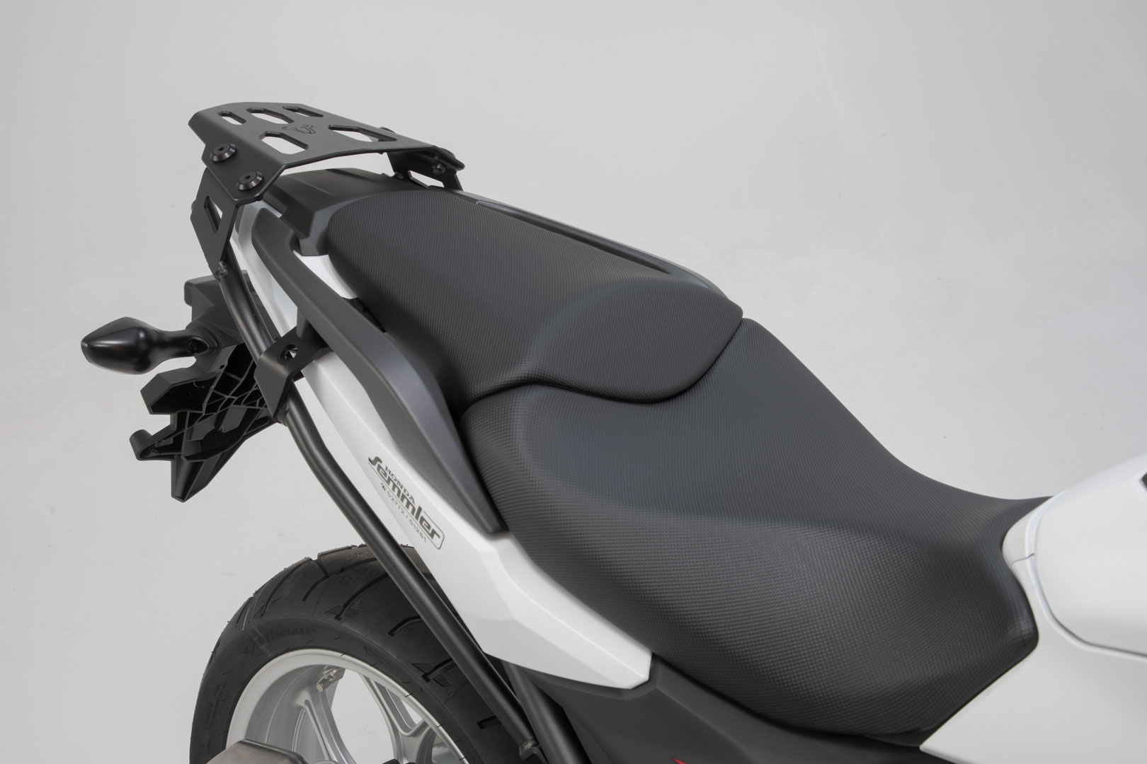 SW-Motech STREET-RACK - Negru. Honda NC750X (16-20)/ NC750S (16-). Figura 2
