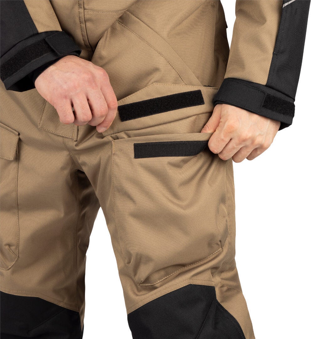 FXR Excursion 2025 1-delt snescooterdragt sort/brun Kort L Figur 4