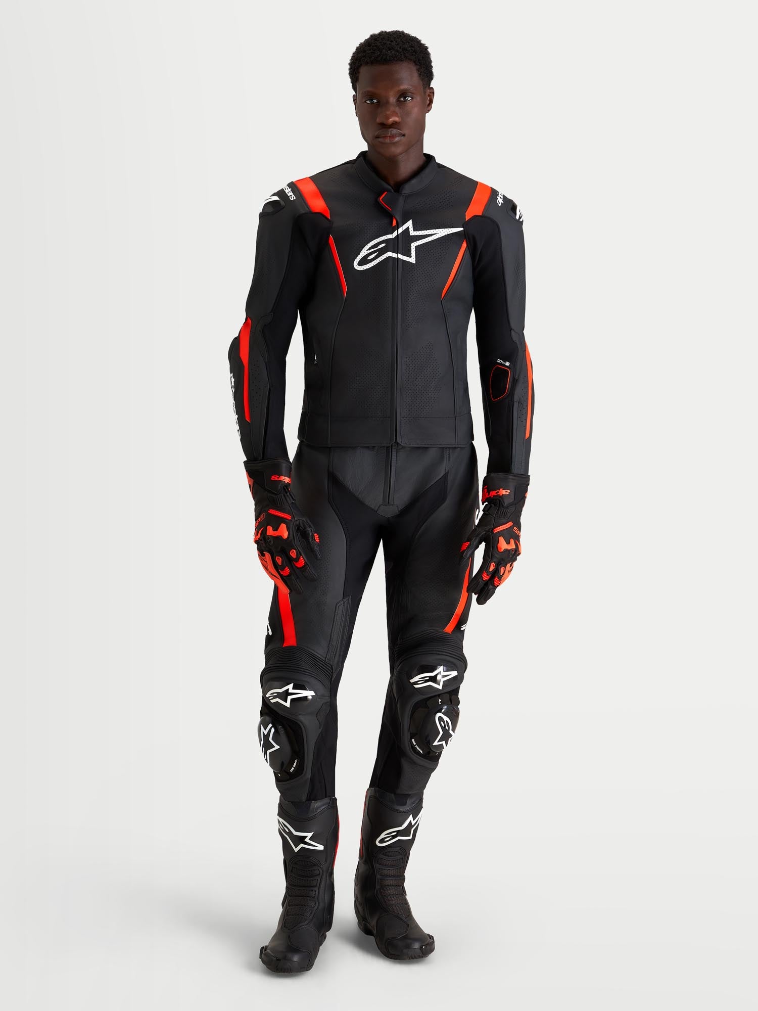 Alpinestars Missile V3 Two Piece Motorcycle Leather Suit black/red 48 Figure 3