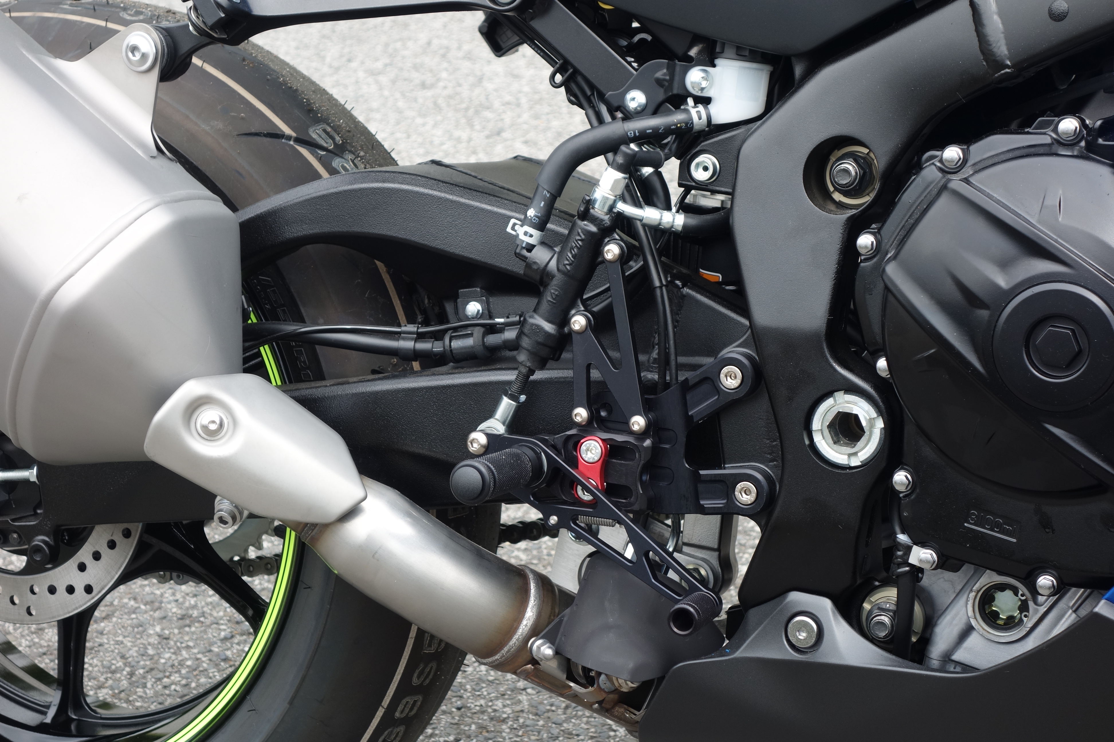 LSL Reservdel 2-glid fotstöd system 118S138, GSX-R 1000 17- Bromssidan Figur 1