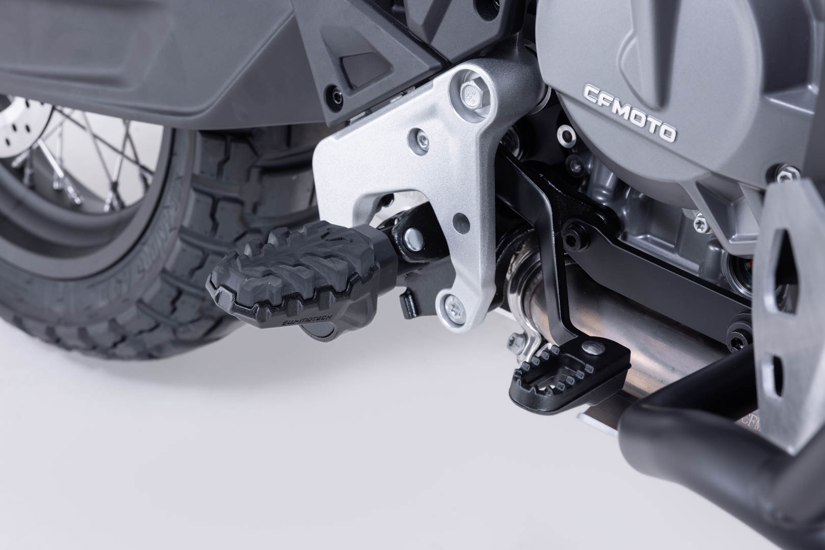 Kit de sprijin SW-Motech EVO - Negru. CFMoto 800MT-X (24-). Figura 4