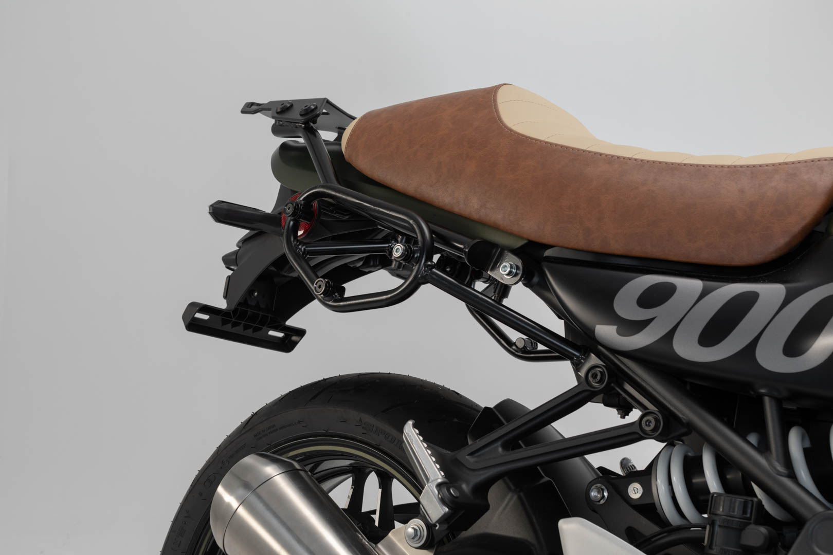 SW-Motech Legend Gear sistem de geantă laterală LC Black Edition - Kawasaki Z900RS/ Cafe (17-), 50 de ani. (22-). Figura 3