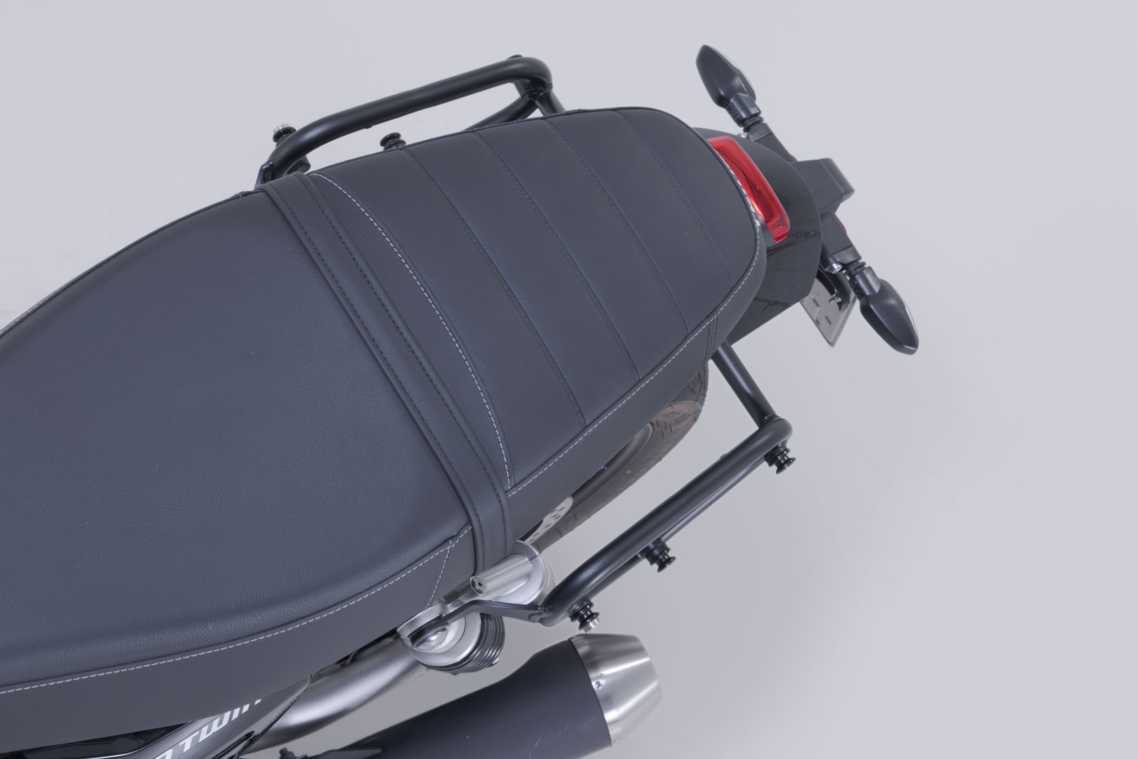 Portavion lateral SW-Motech SLC stânga - Triumph Speed Twin 900 (24-). Figura 5