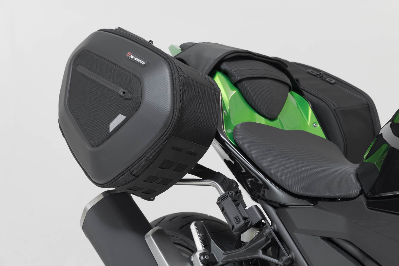Set de geantă SW-Motech PRO BLAZE H - Negru. Kawasaki Ninja/ Z 400 (18-). Figura 3