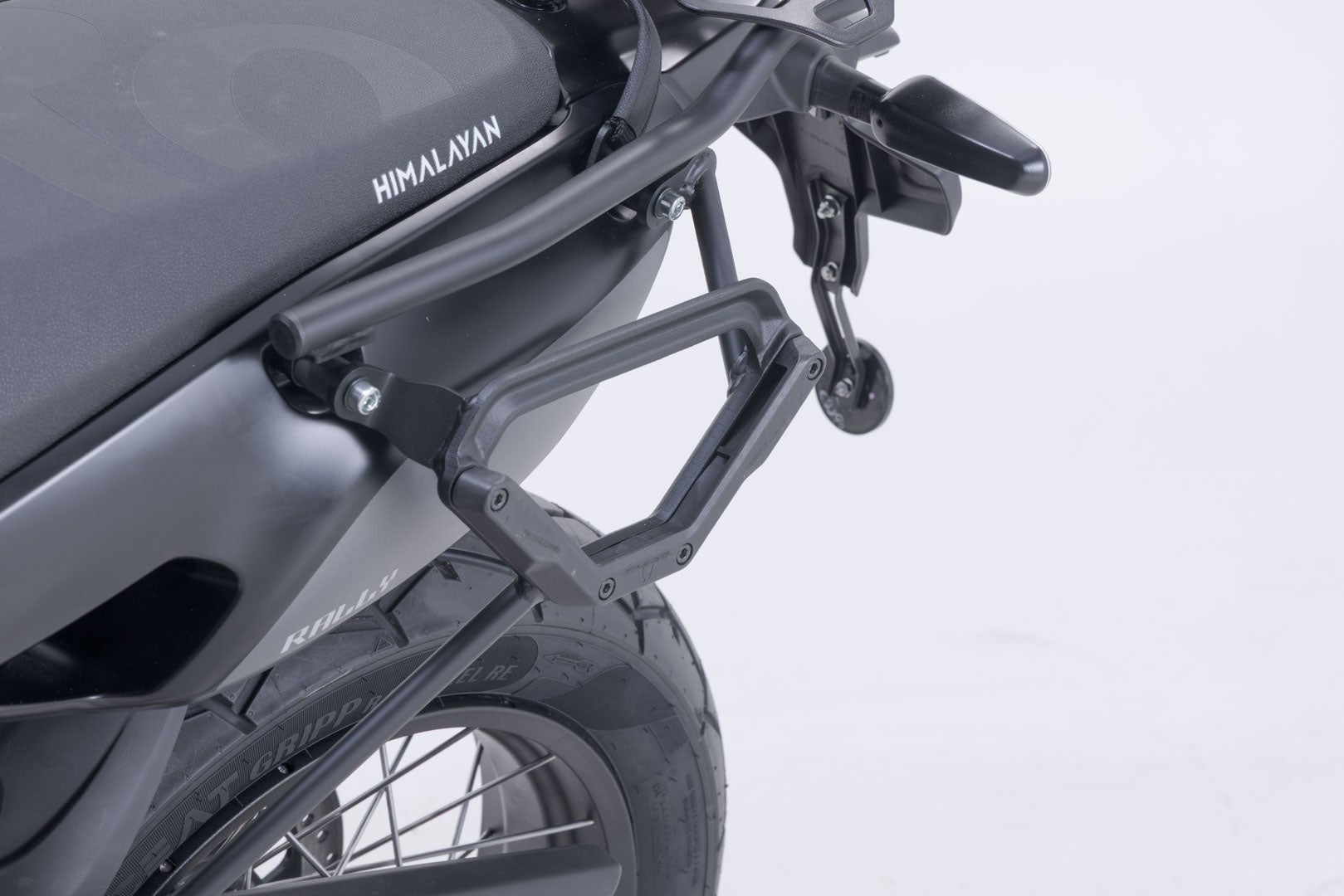 Side view of SW-Motech V-LOC Side Carrier left - Royal Enfield Himalayan 450 Rally (25-).