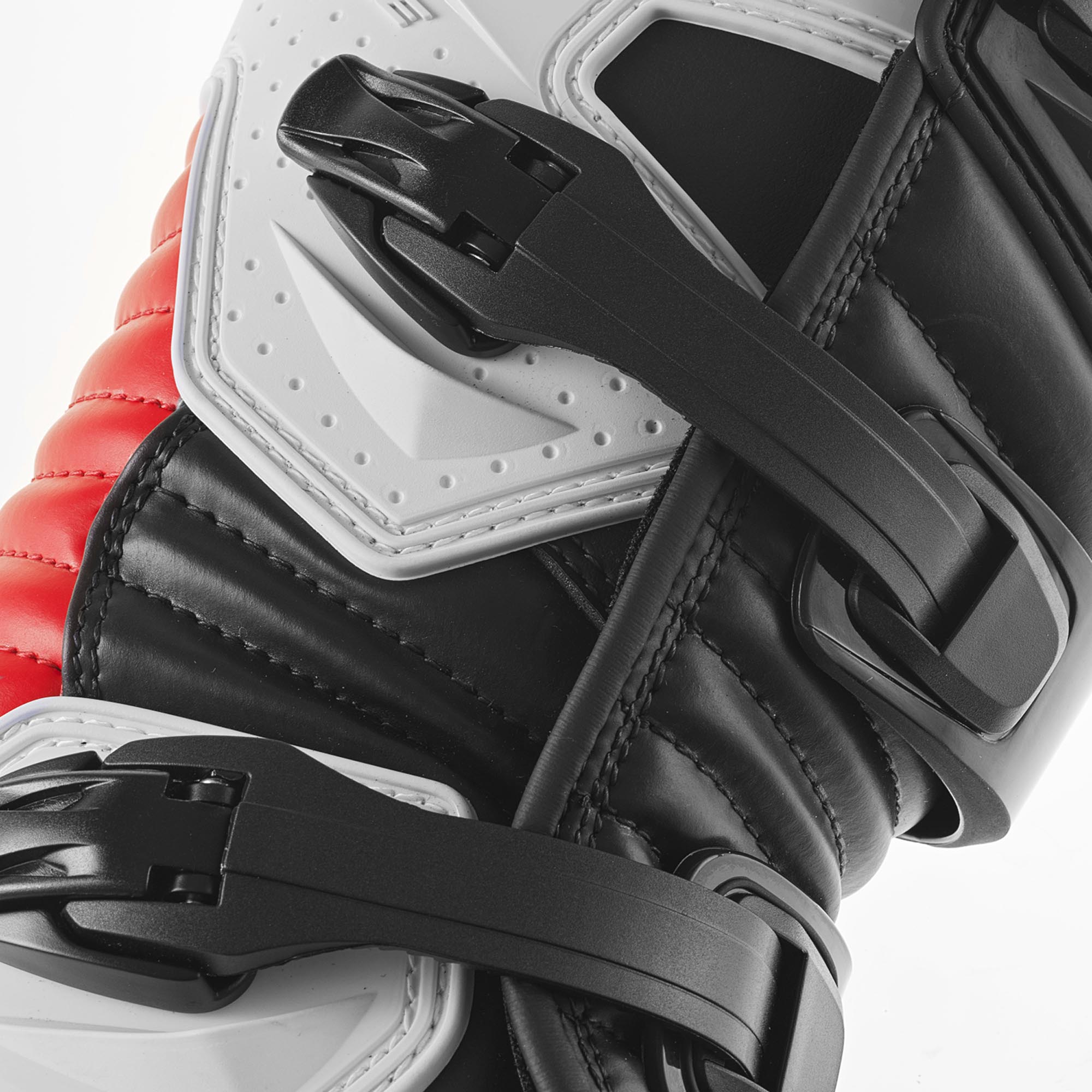 Gaerne SGJ Youth Motocross Boots black/white/red 38 Figure 4