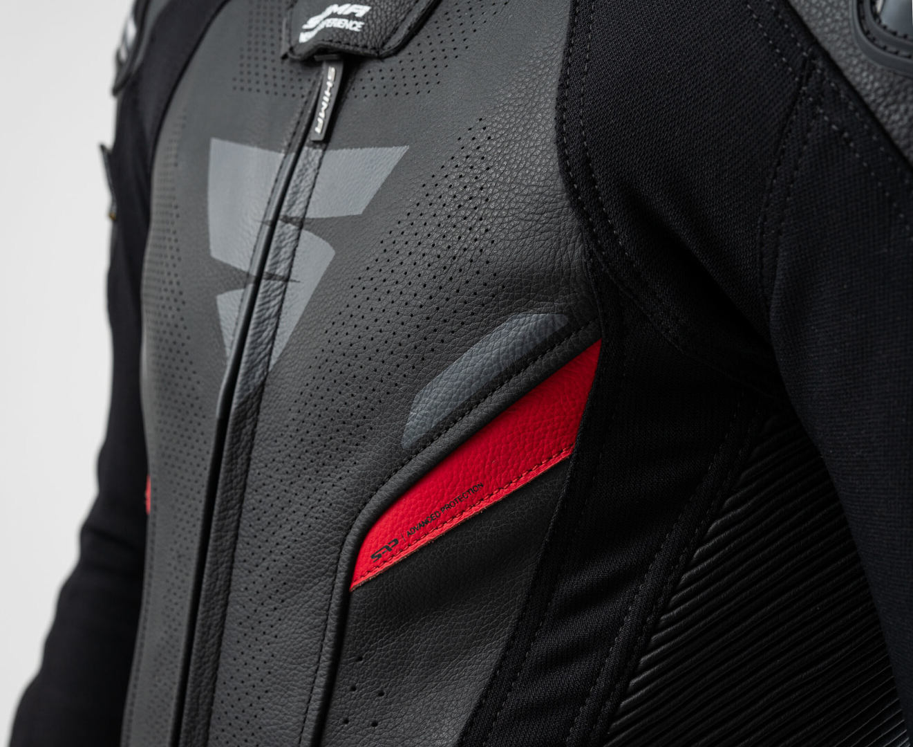 SHIMA Hyper RS perforated One Piece Motorcycle Leather Suit black/red 50 Figure 6