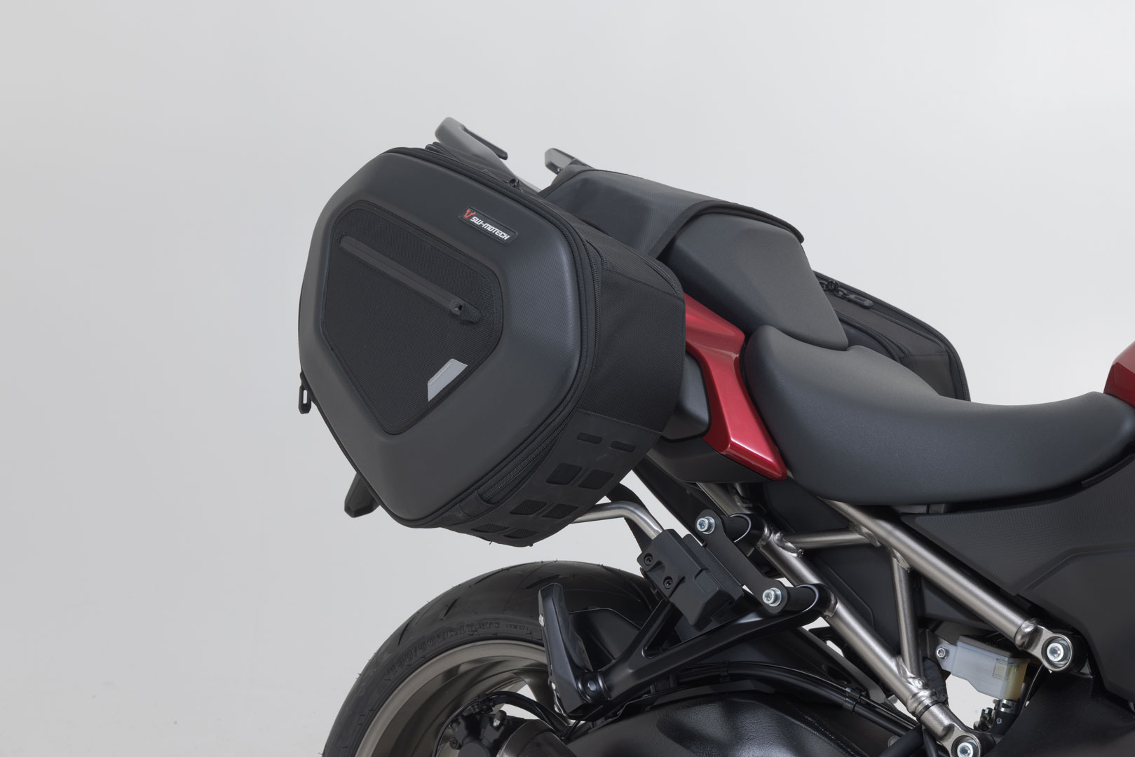 Set de geantă SW-Motech PRO BLAZE H - Negru. Suzuki GSX-S 1000 GT (21-). Figura 3
