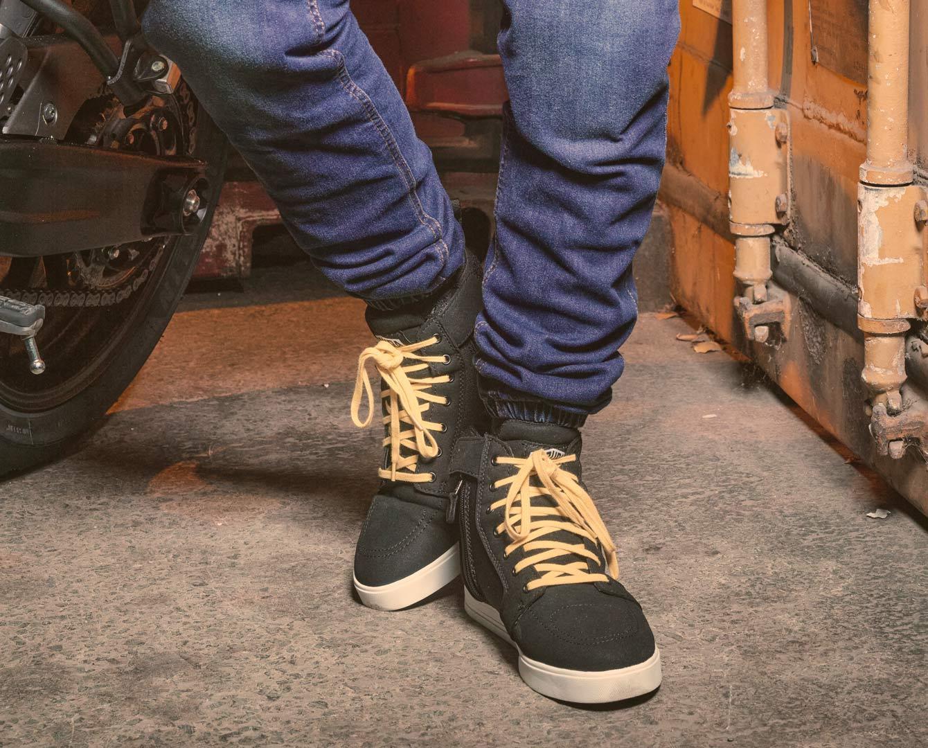 Side view of Segura Santana Motorcycle Shoes