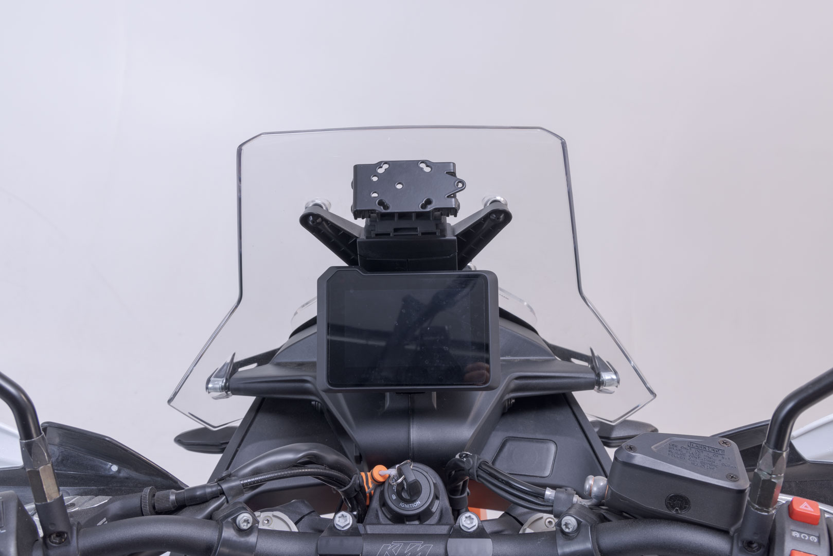 SW-Motech GPS-fäste för sittbrunn - Svart. KTM 890 Adv (22-). Figur 5